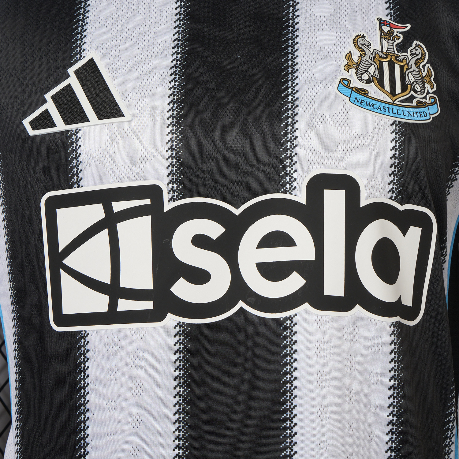 foot-Newcastle United 25-26 Home Jersey - Player Version