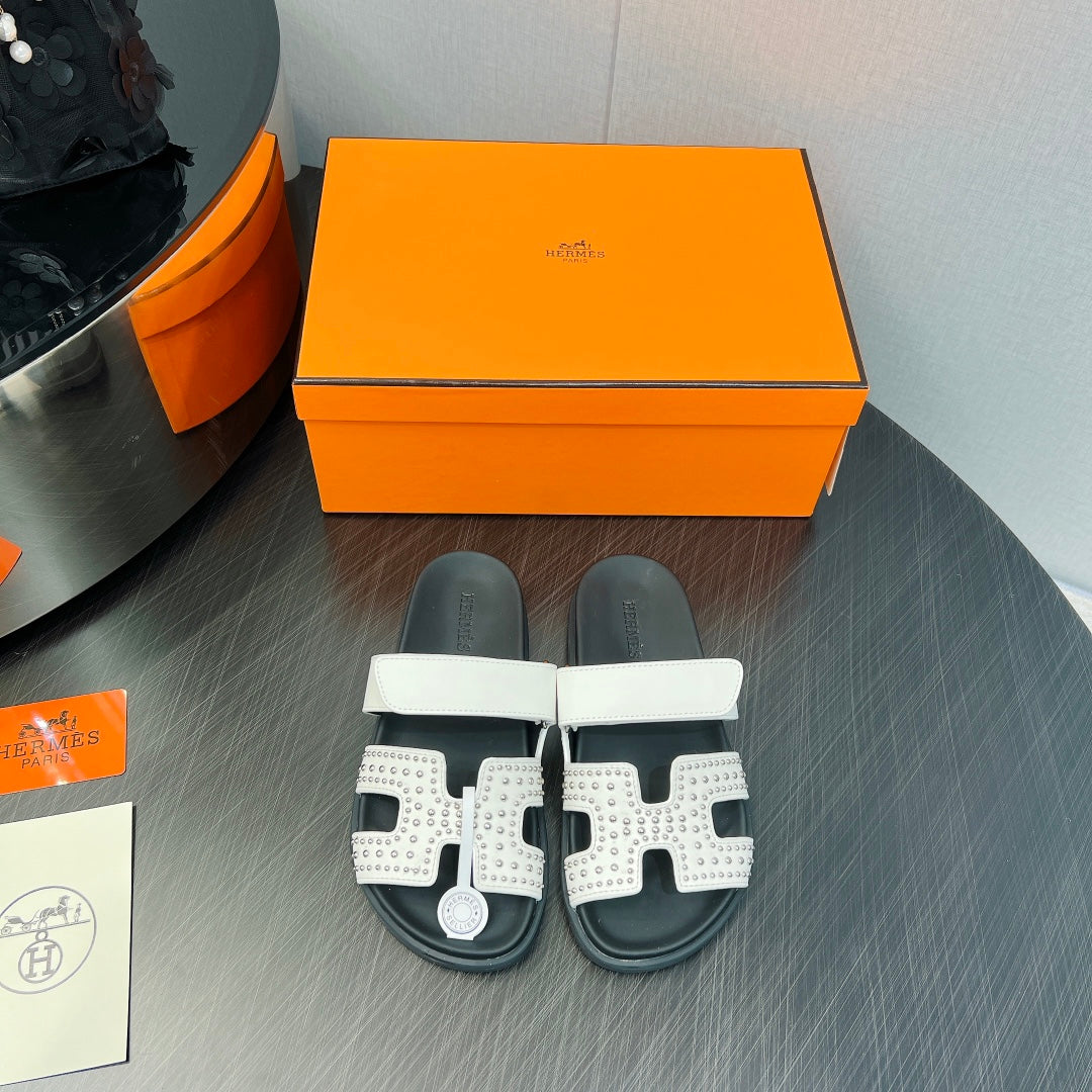 CHYPRE SANDAL WHITE MIX BLACK CALFSKIN STYLIZED、mysite、Cacoeks