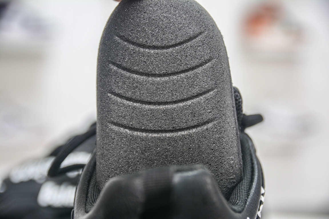 Balenciaga Triple S Logotype Sneaker in Black、mysite、Cacoeks