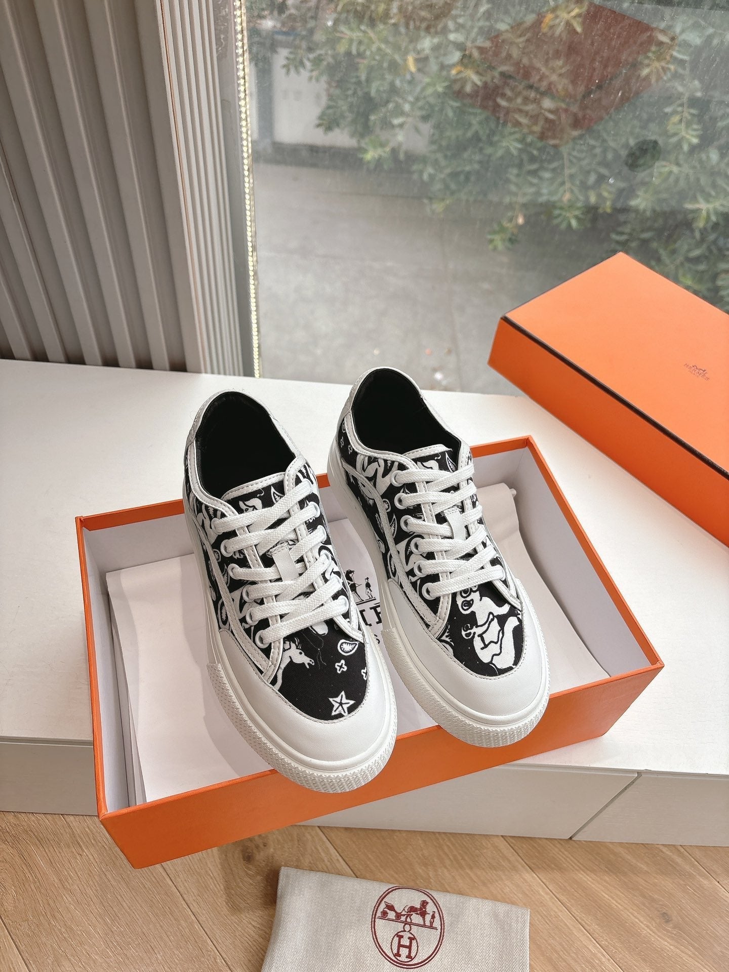 GET SNEAKER IN BLACK MIX WHITE MAXI CANVAS AND CALFSKIN、mysite、Cacoeks