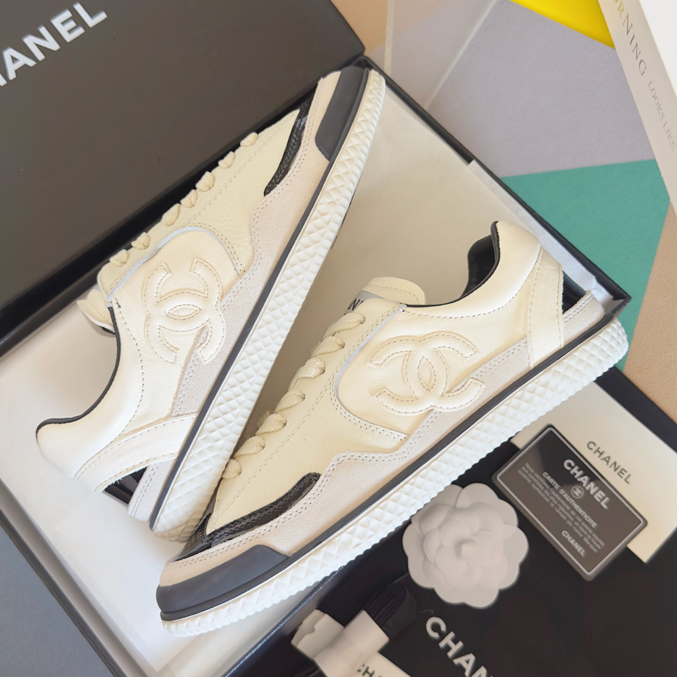 CHANEL 25S SNEAKERS WITH PATENT TOE 20MM IN WHITE CALFSKIN、mysite、Cacoeks