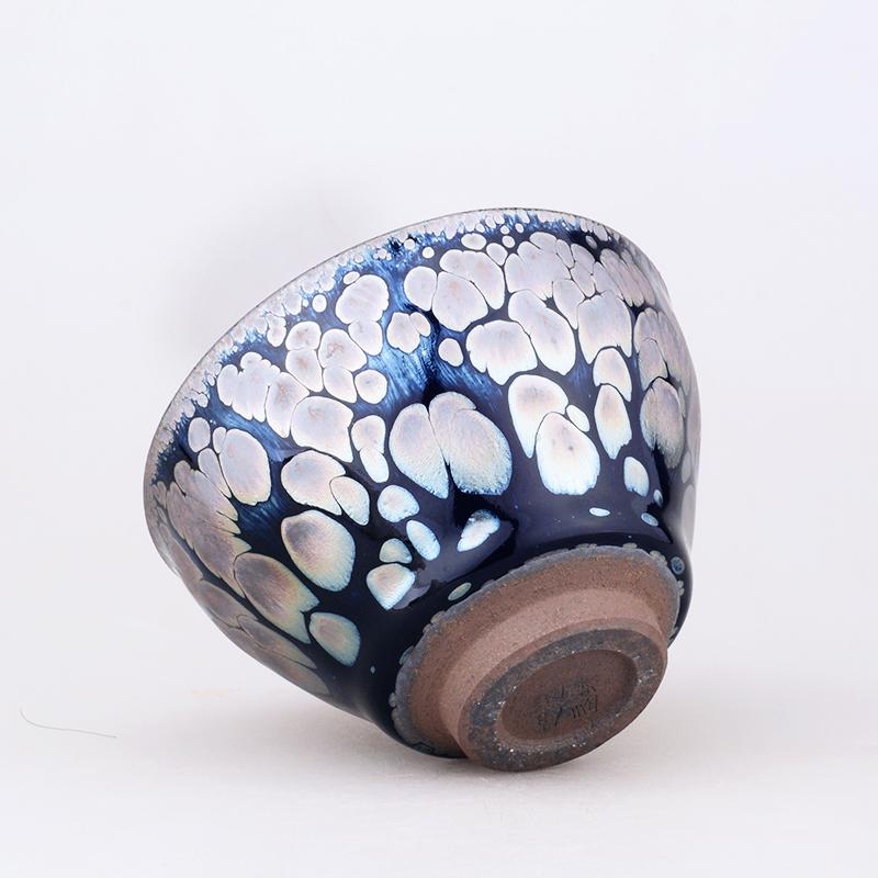 GEEK BAR-https://www.hot-toy.com/