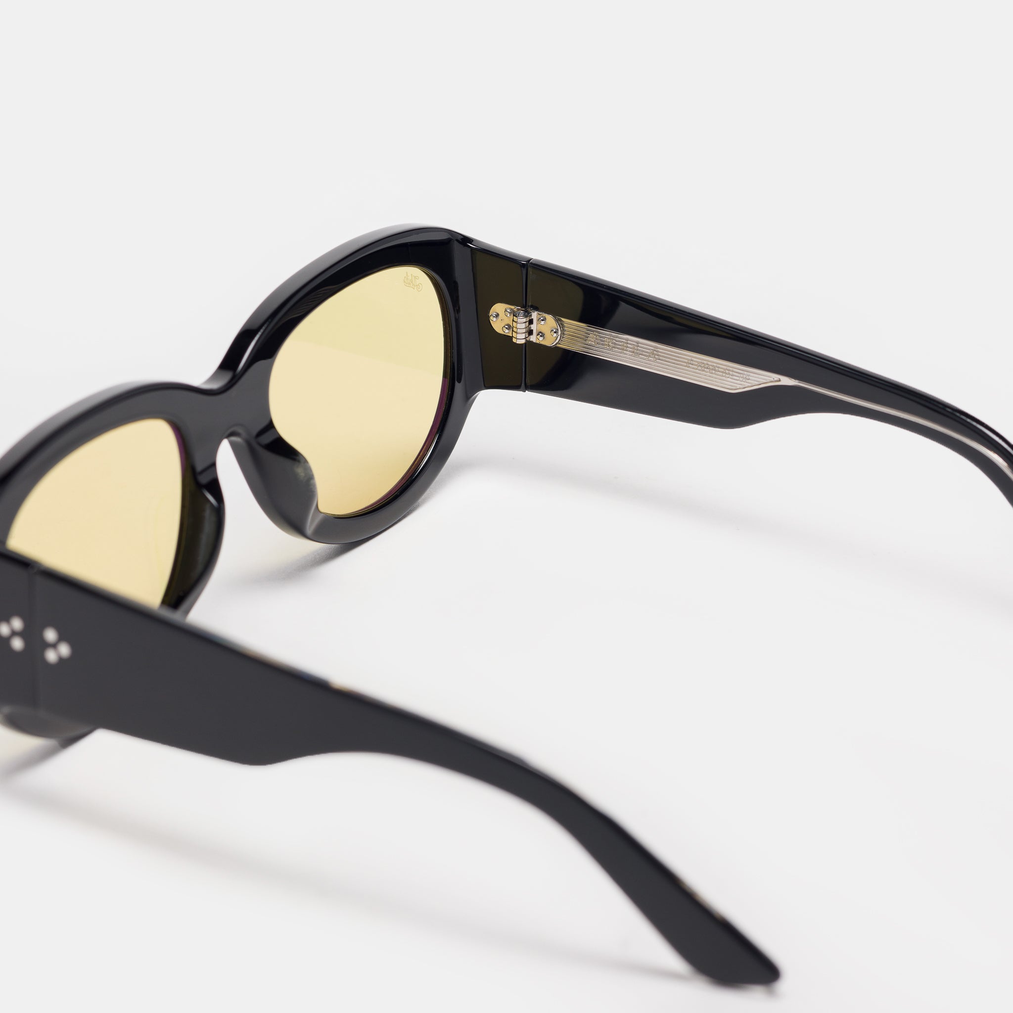 Tempo Sunglasses in Black/Yellow