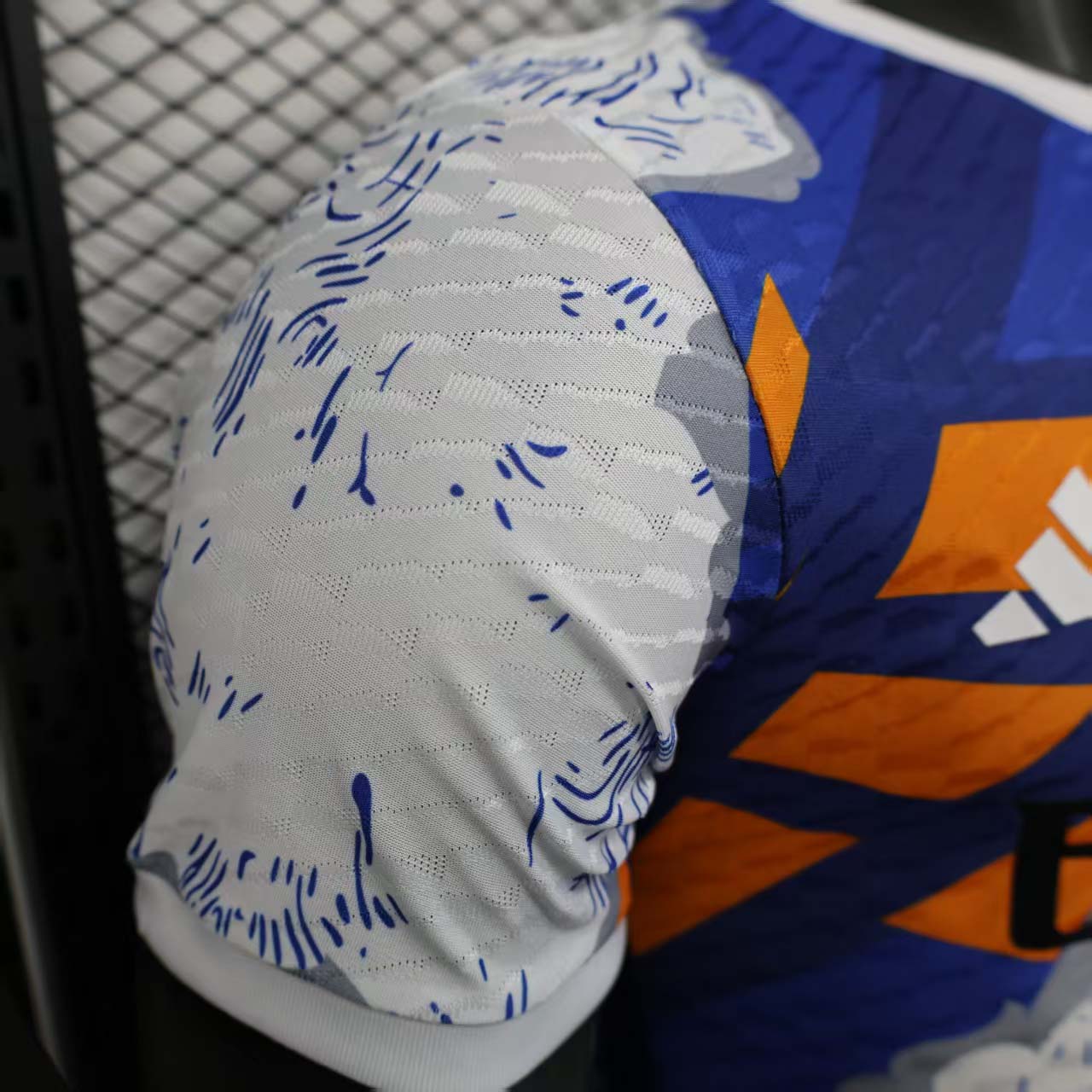 2025/2026 Player Version Real Madrid Special Edition White and Orange Football Shirt 1:1 Thai Quality:football jersey mysite: unitedjerseyfootball 邓江浪:football