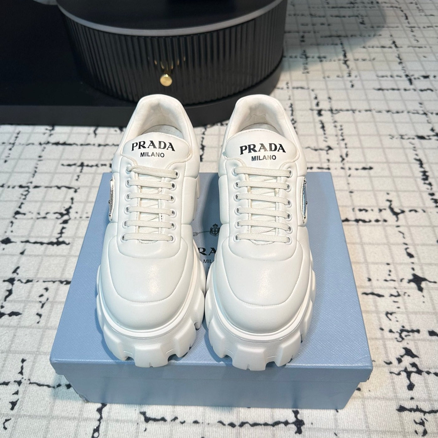 PRA MONOLITH BRUSHED LACE-UP SHOES WHITE LAMBSKIN、mysite、Cacoeks