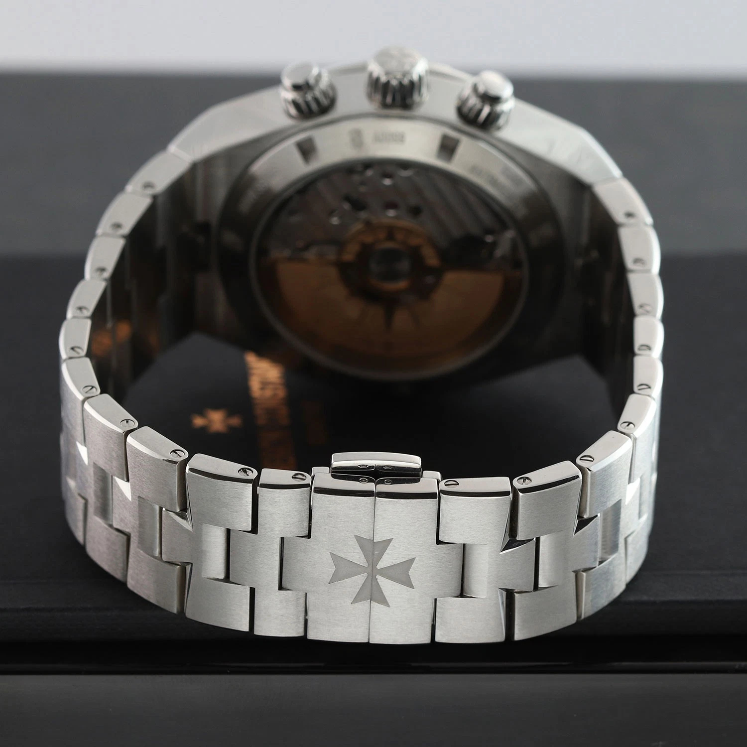 Vacheron Constantin Overseas Ref. 5520V/210A-B481 Super Clone Watch – Green Dial Stainless Steel Fake Replica