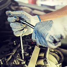 Vehicle and car tool set