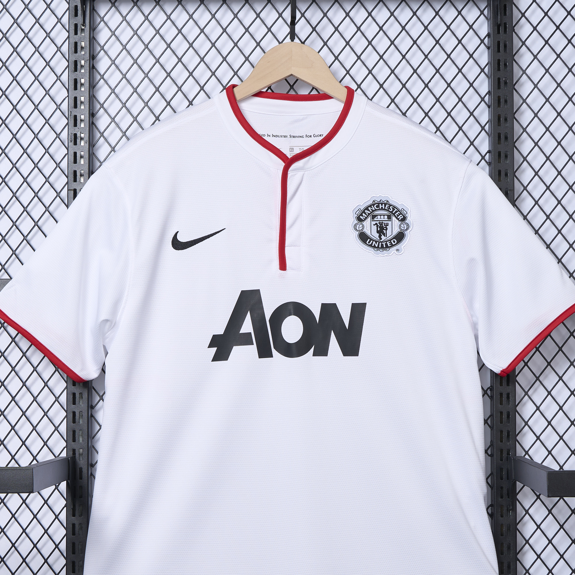 SIUjerseys-Retro Manchester United 13-14 Third Jersey