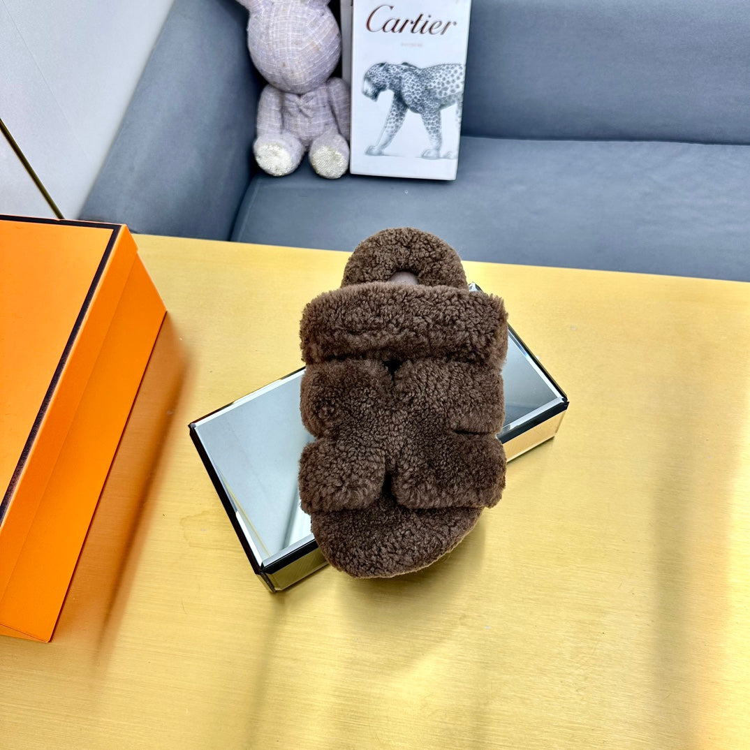 CHYPRE SANDAL IN WALNUT BROWN SHEARLING、mysite、Cacoeks