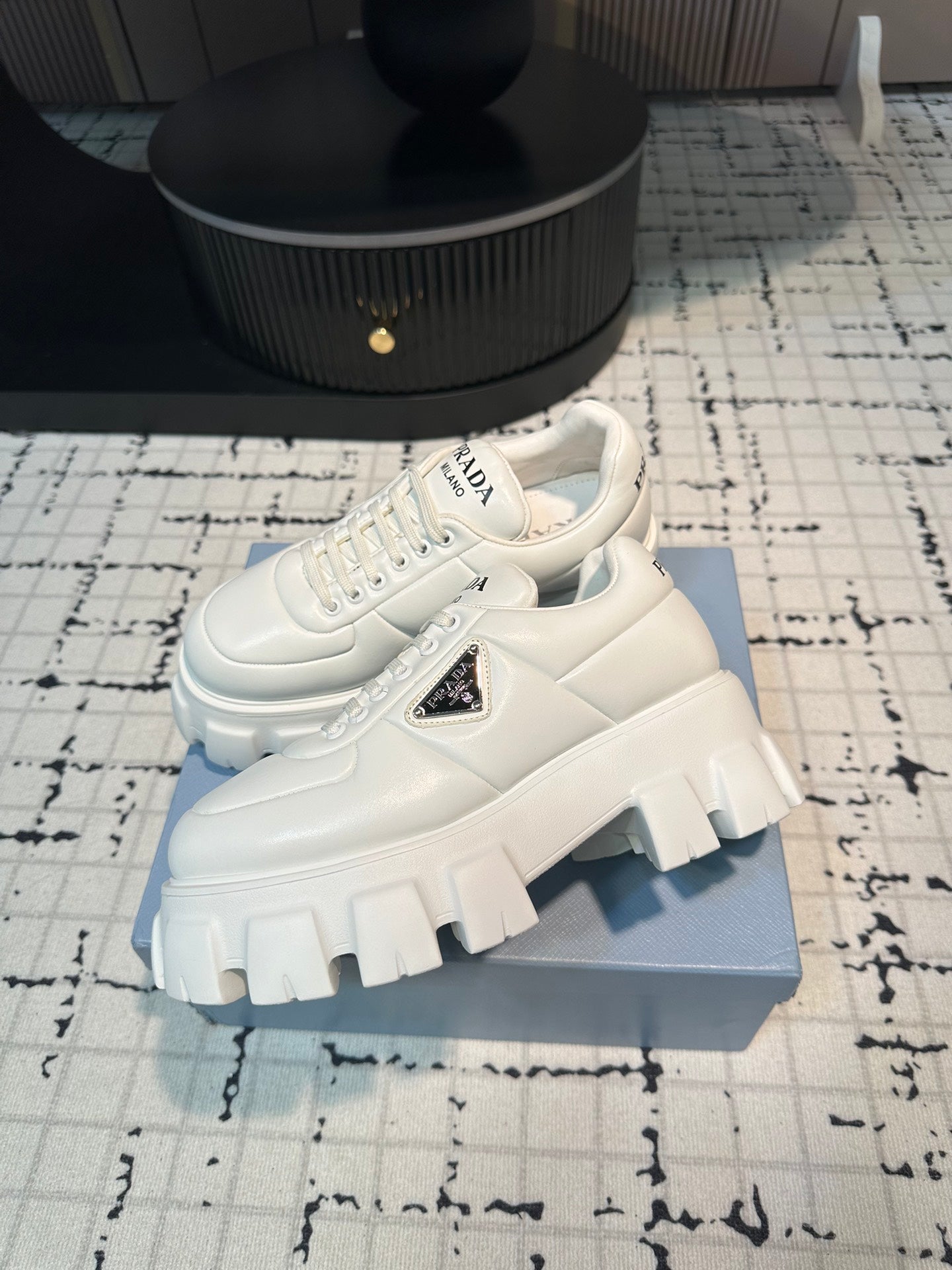 PRA MONOLITH BRUSHED LACE-UP SHOES WHITE LAMBSKIN、mysite、Cacoeks