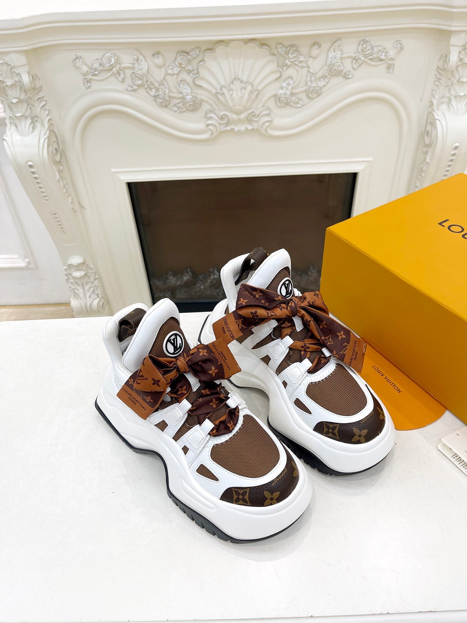 LV ARCHLIGHT 2.0 PLATFORM SNEAKER IN WHITE MIX CHOCOLATE BROWN MIX OF MATERIALS、mysite、Cacoeks