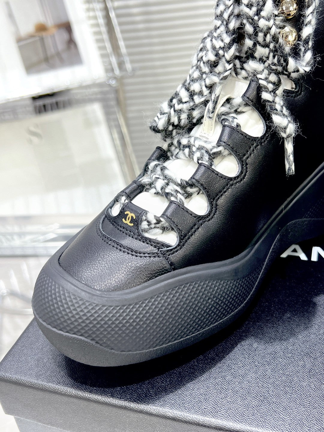 CC CANO ALTO SNEAKER IN BLACK CALFSKIN AND RUBBER、mysite、Cacoeks