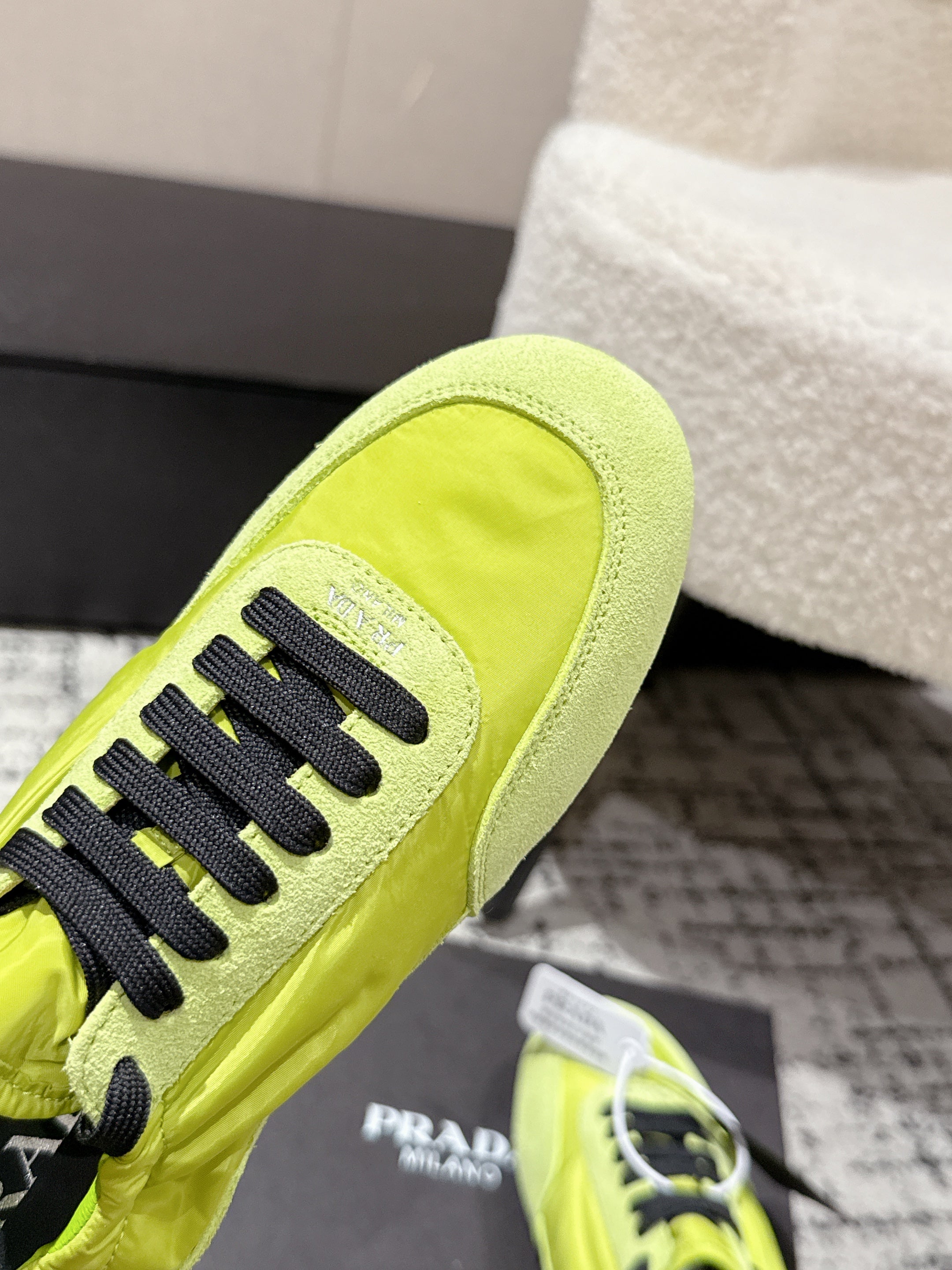 PRADA 25S COLLAPSE SNEAKERS IN LIME GREEN RE NYLON AND SUEDE、mysite、Cacoeks