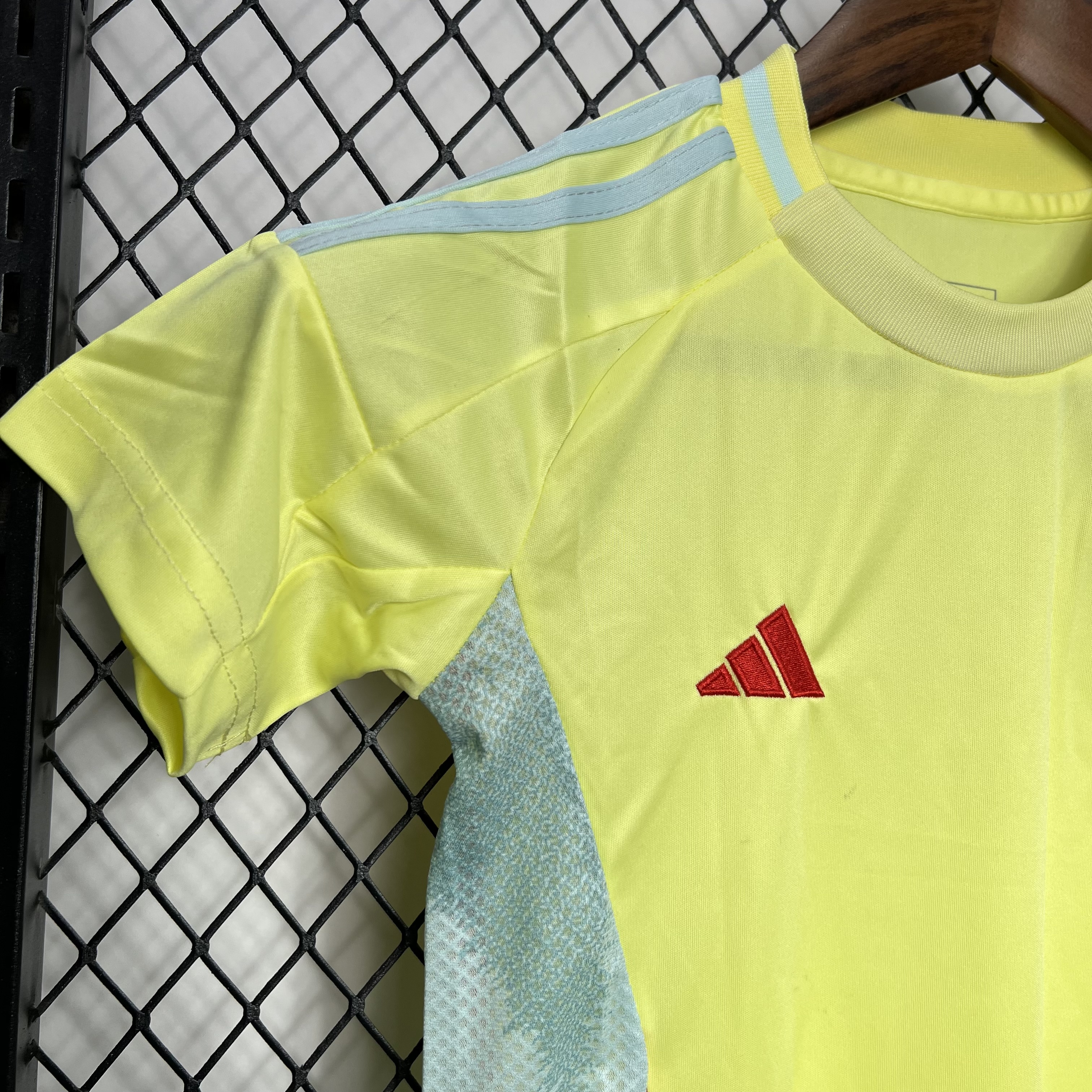 Higojerseys-Spain 2024 Away Kids Kit