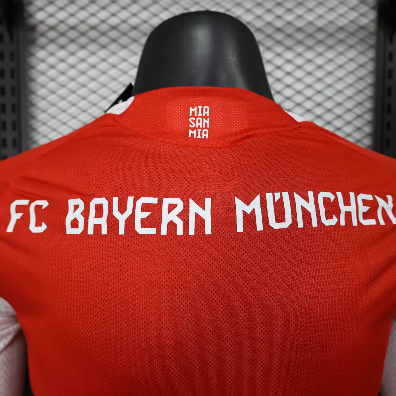 2025/2026 Player Version Long Sleeve Bayern Munich Home Football Shirt 1:1 Thai Quality:football jersey mysite: unitedjerseyfootball 邓江浪:football