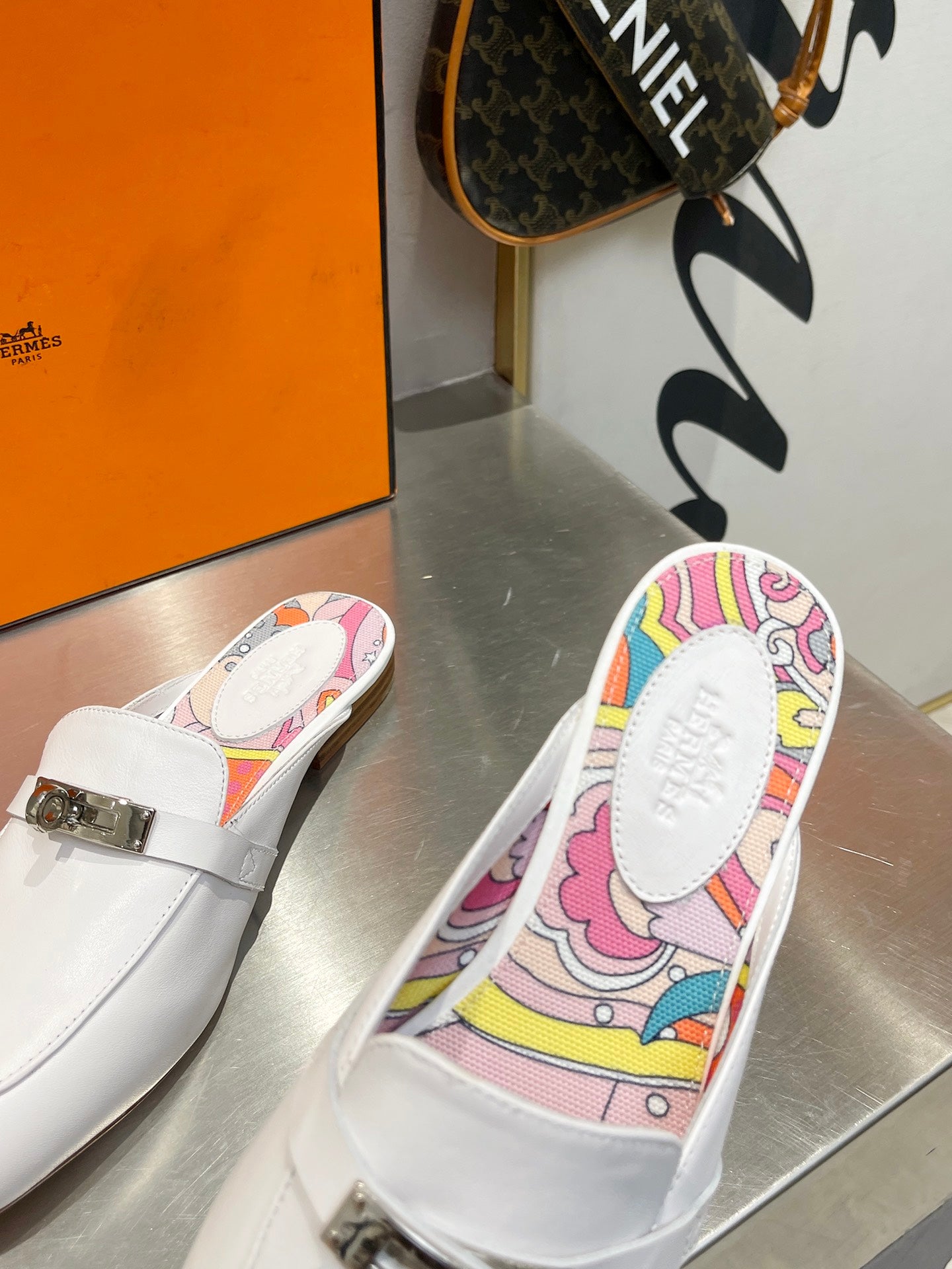 0Z MULE WHITE CALFSKIN WITH PATTERN、mysite、Cacoeks