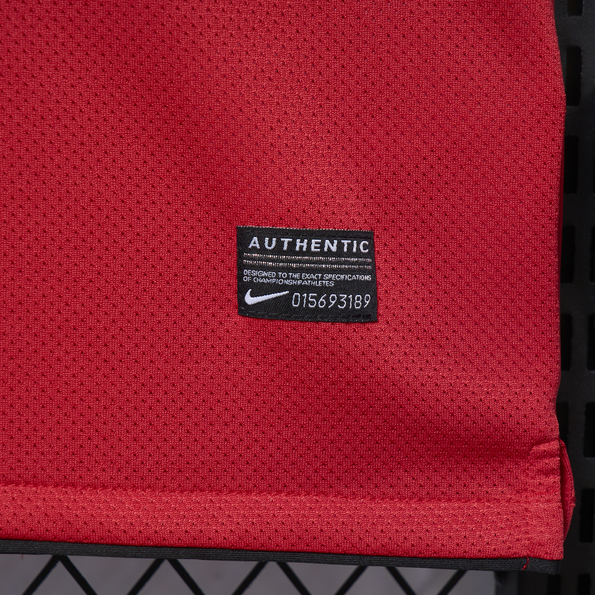 ManixJersey.com | Retro Manchester United 10-11 Home Stadium Jersey -Customize Name, Number and Patch | Worldwide Shipping