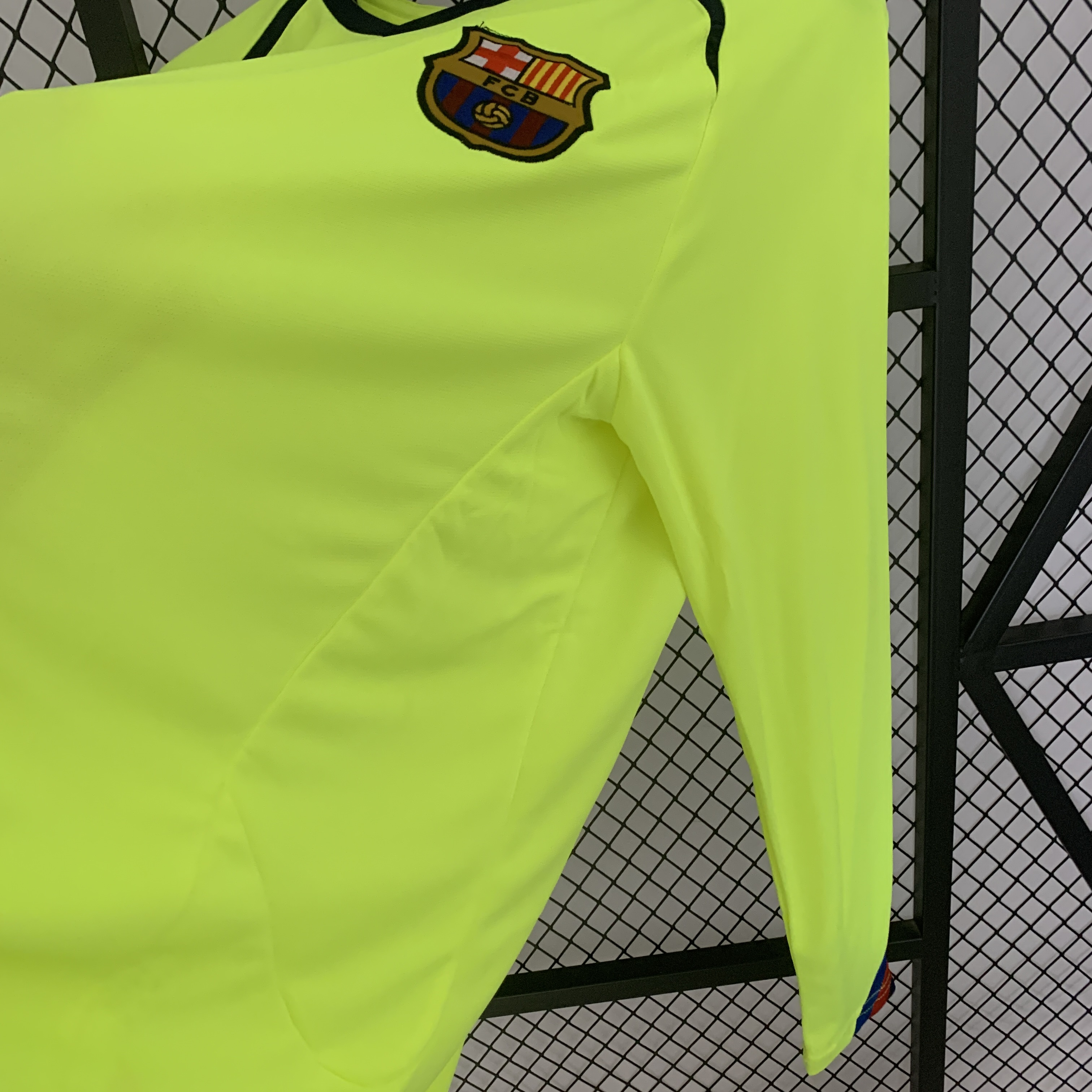 Higojerseys-Retro Barcelona 05-06 Away Stadium Long Sleeve Jersey