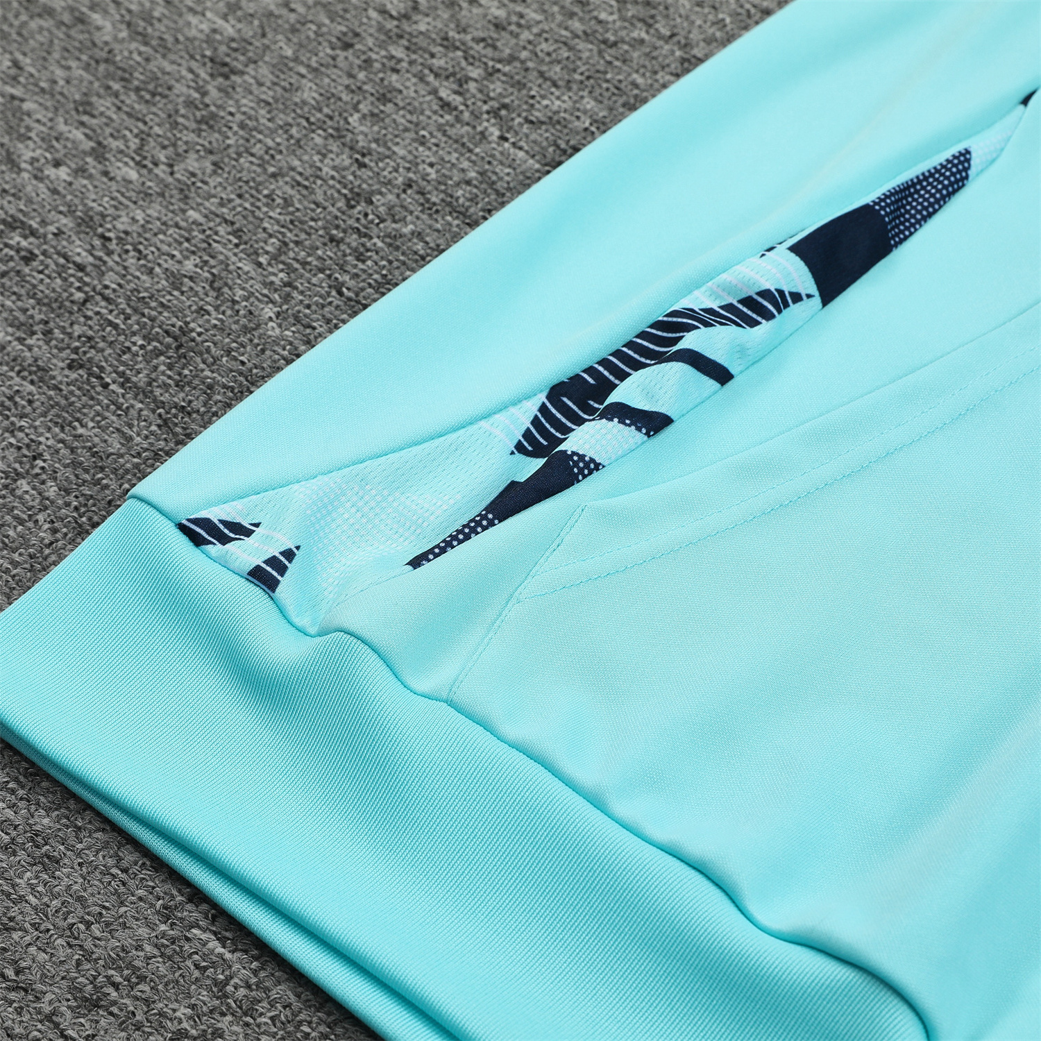 ManixJersey.com | Real Madrid 24-25 Training Hoodie Set - Cyan Hoodie and Deep Blue Pants -Customize Name, Number and Patch | Worldwide Shipping