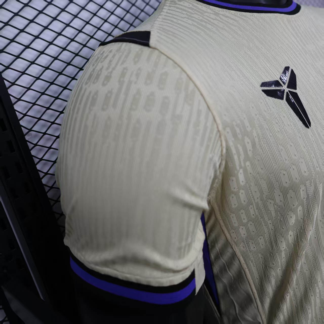 2025/2026 Player Version Barcelona Away Football Shirt 1:1 Thai Quality:football jersey mysite: unitedjerseyfootball 邓江浪:football