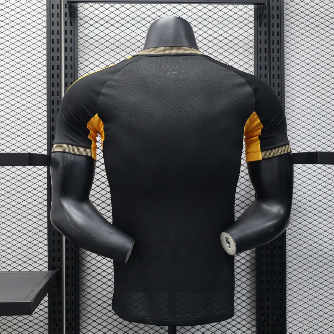 2025/2026 Player Version Real Madrid Special Edition Black and Gold Football Shirt 1:1 Thai Quality:football jersey mysite: unitedjerseyfootball 邓江浪:football