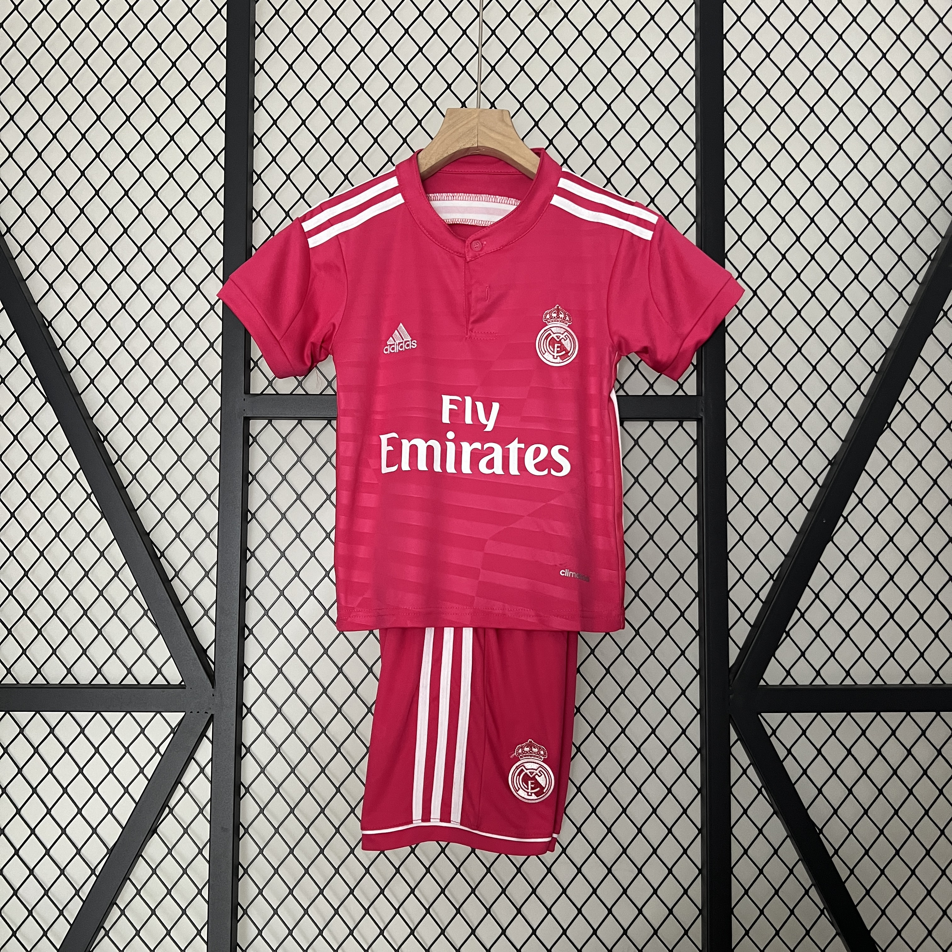 Higojerseys-Retro Real Madrid 14-15 Away Stadium Kids Kit