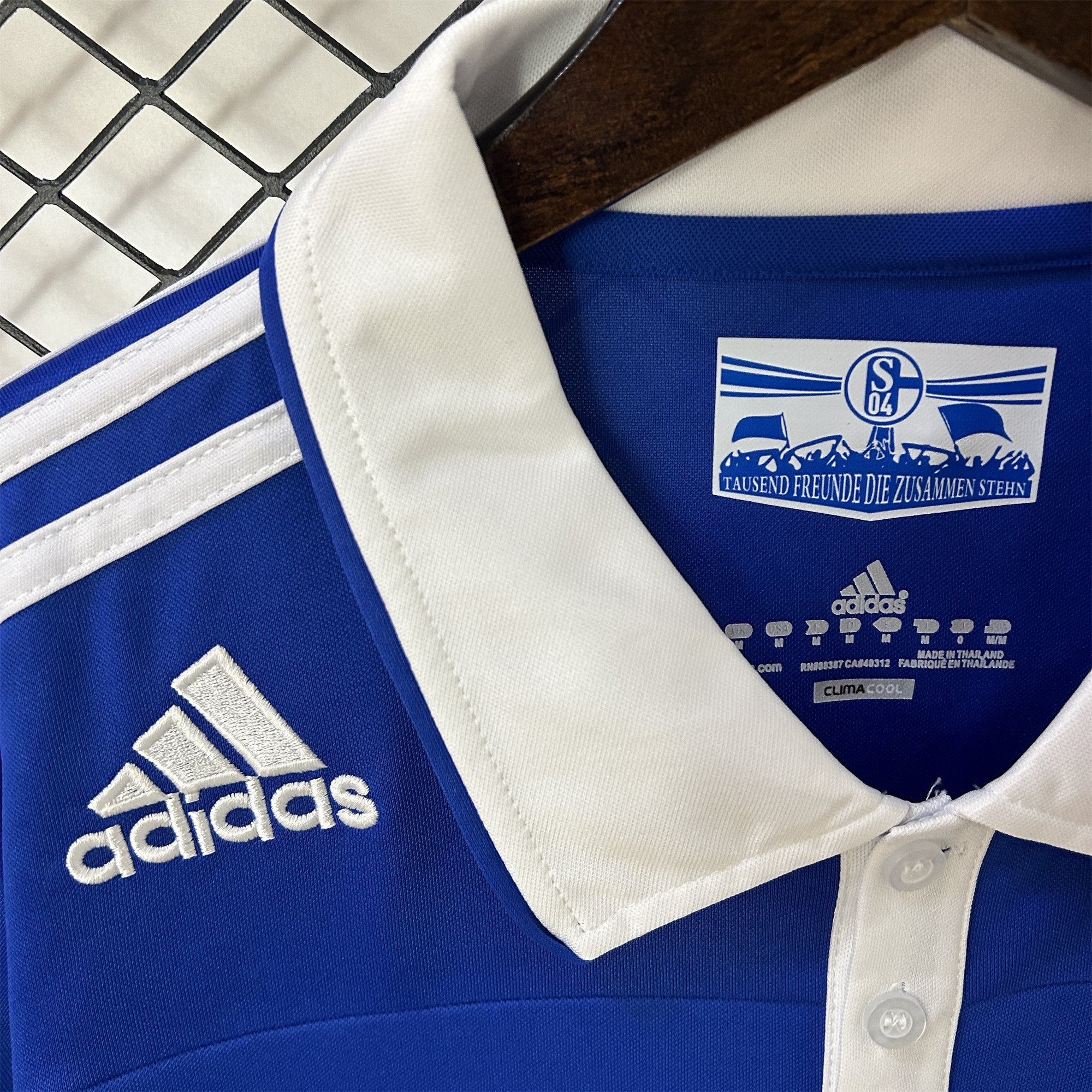 GlobeJersey-Retro Schalke 04 2010-12 Home Stadium Jersey