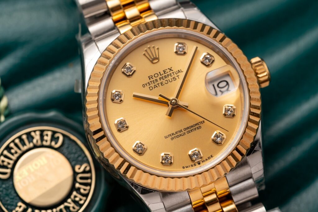 Đồng Hồ Nữ Rolex DateJust 278273 Mặt Vàng Champagne Rep 11 31mm (1)