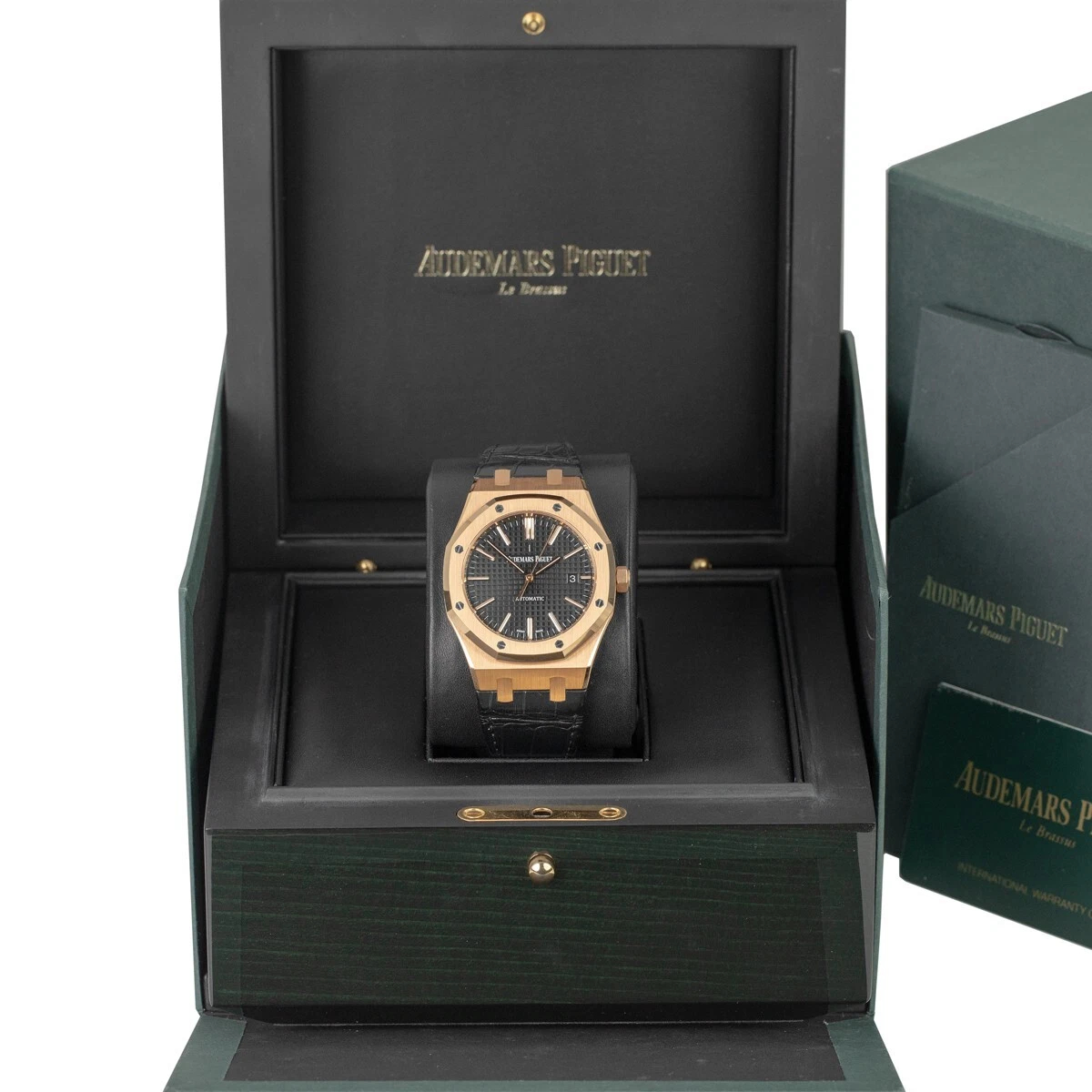 Audemars Piguet Royal Oak 15400OR.OO.D002CR.01 Super Clone Watch – Rose Gold Black Dial Leather Strap Replica