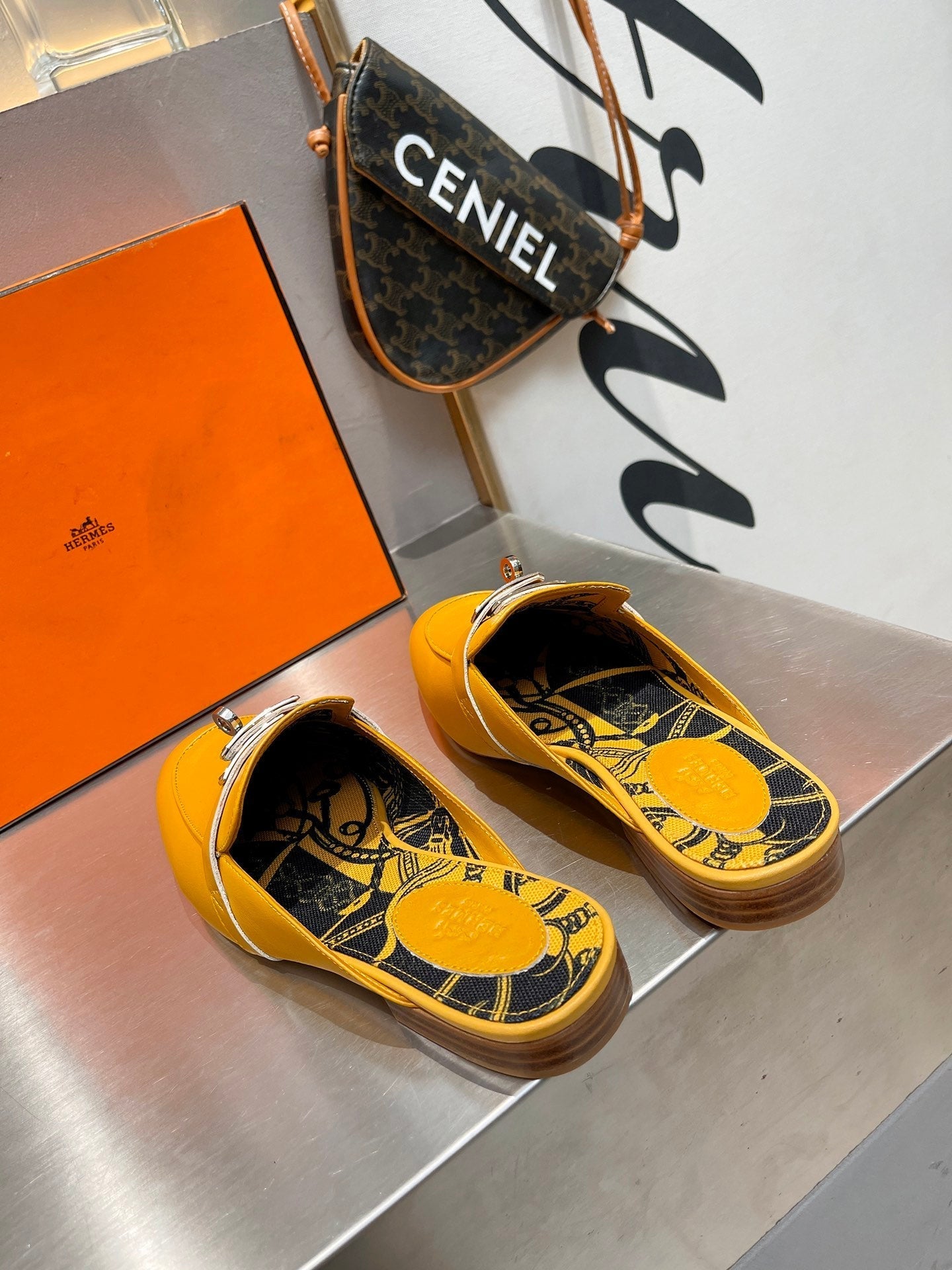 0Z MULE AMBER CALFSKIN WITH PATTERN、mysite、Cacoeks