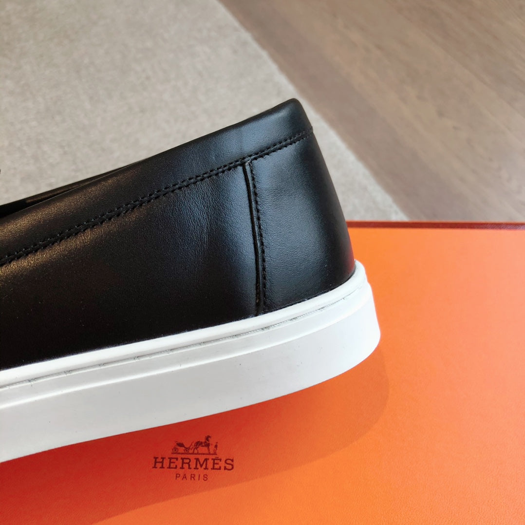 GAME SLIP-ON SNEAKER BLACK WITH TASSELS CALFSKIN、mysite、Cacoeks