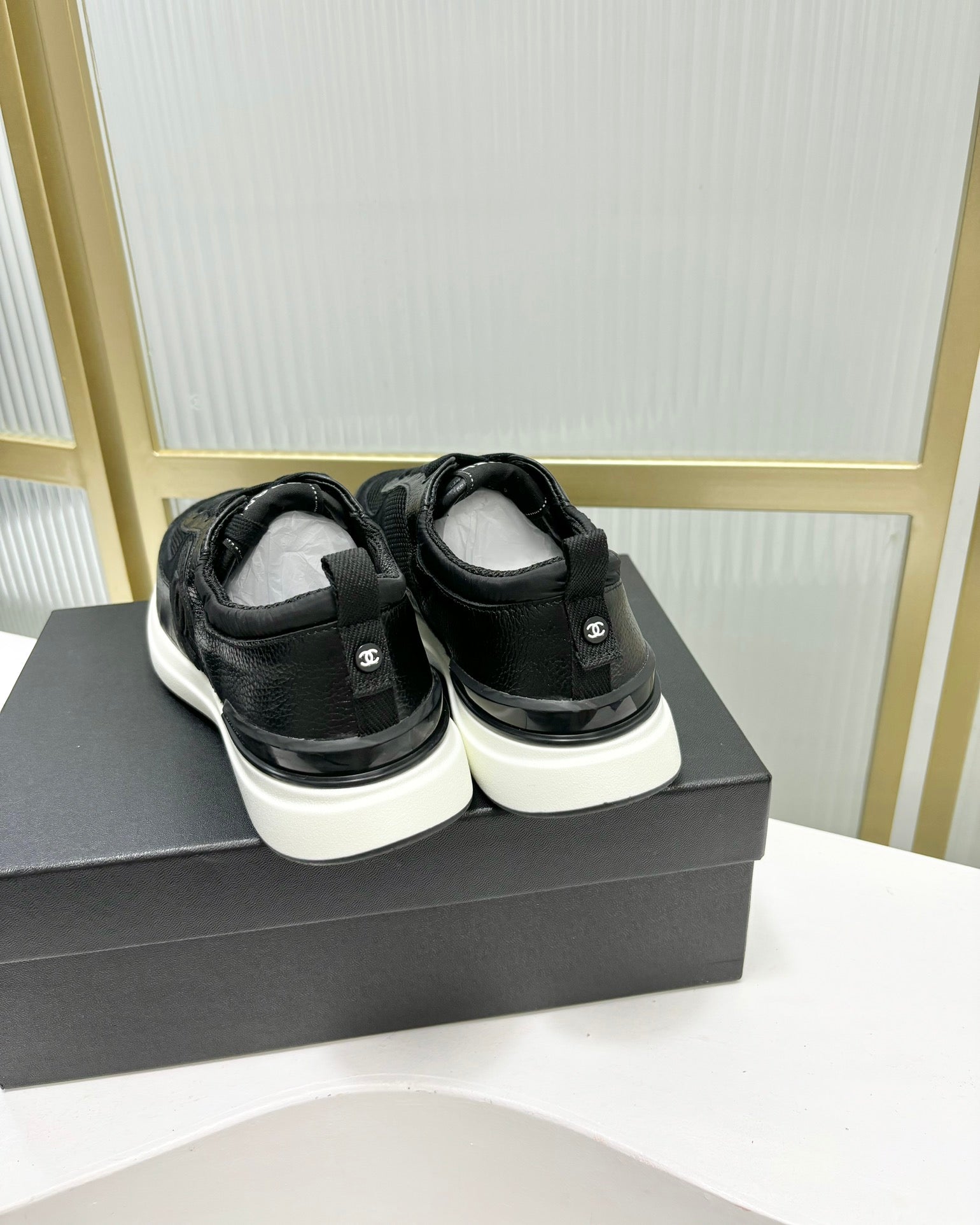 SNEAKER IN BLACK SUEDE、mysite、Cacoeks