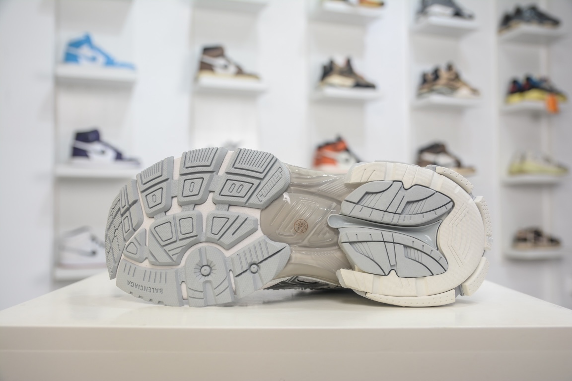 Balenciaga Runner Trainer in Off White、mysite、Cacoeks