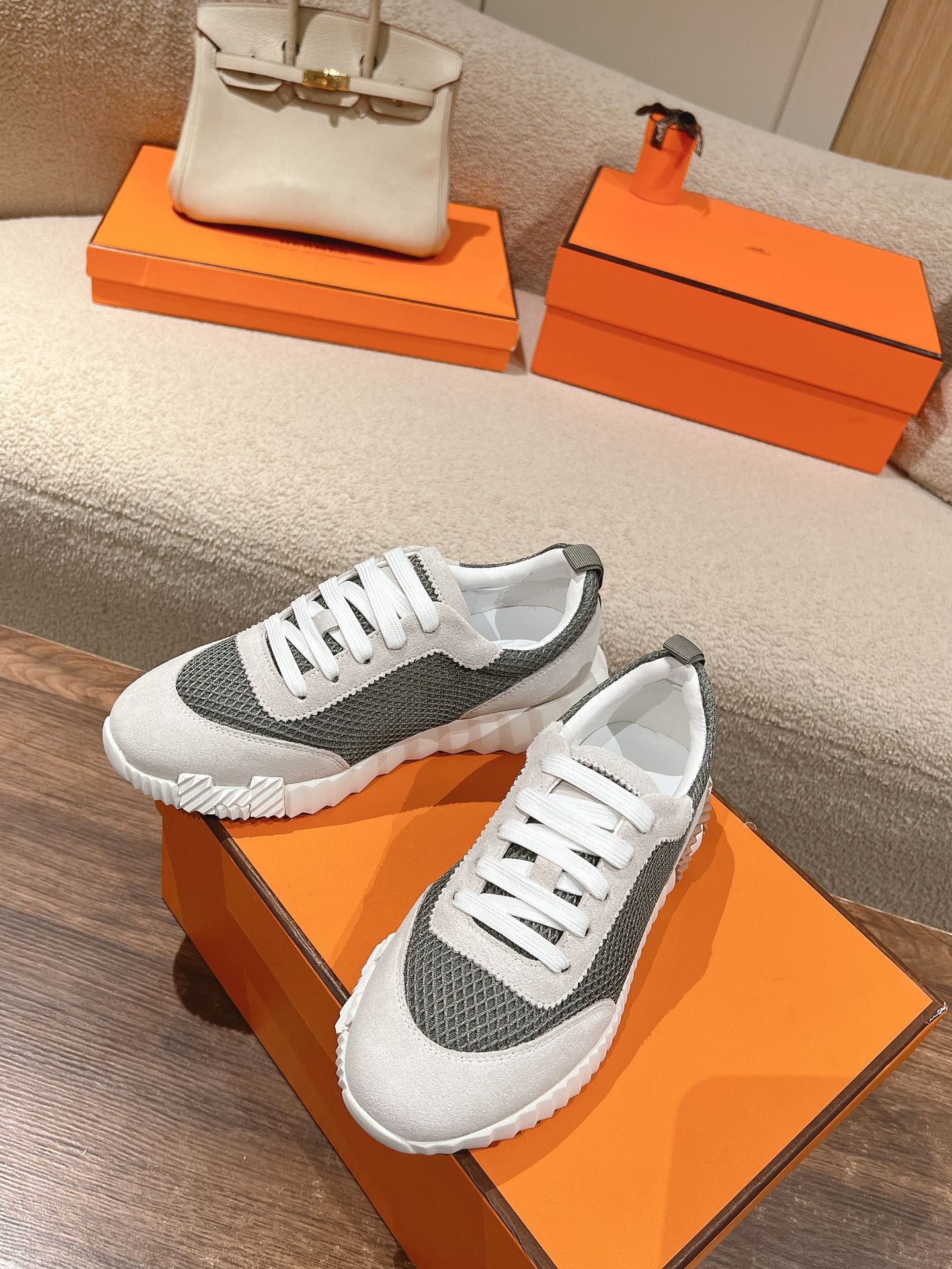 MAINLAND SNEAKER IN PALE GRAY SUEDE AND SMOKE GRAY BREATHABLE MESH FABRIC、mysite、Cacoeks