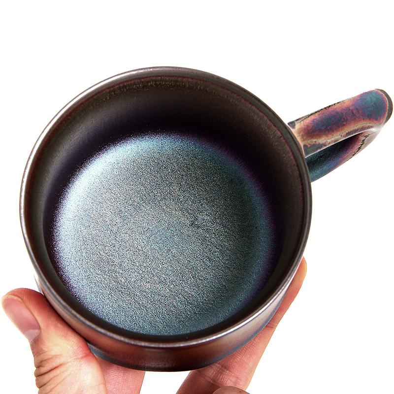 GEEK BAR-https://www.hot-toy.com/