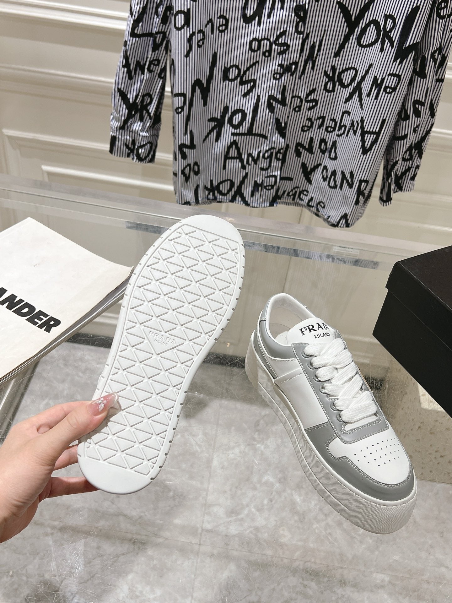 PRA DOWNTOWN BOLD SNEAKERS WHITE AND LIGHT GRAY CALFSKIN、mysite、Cacoeks