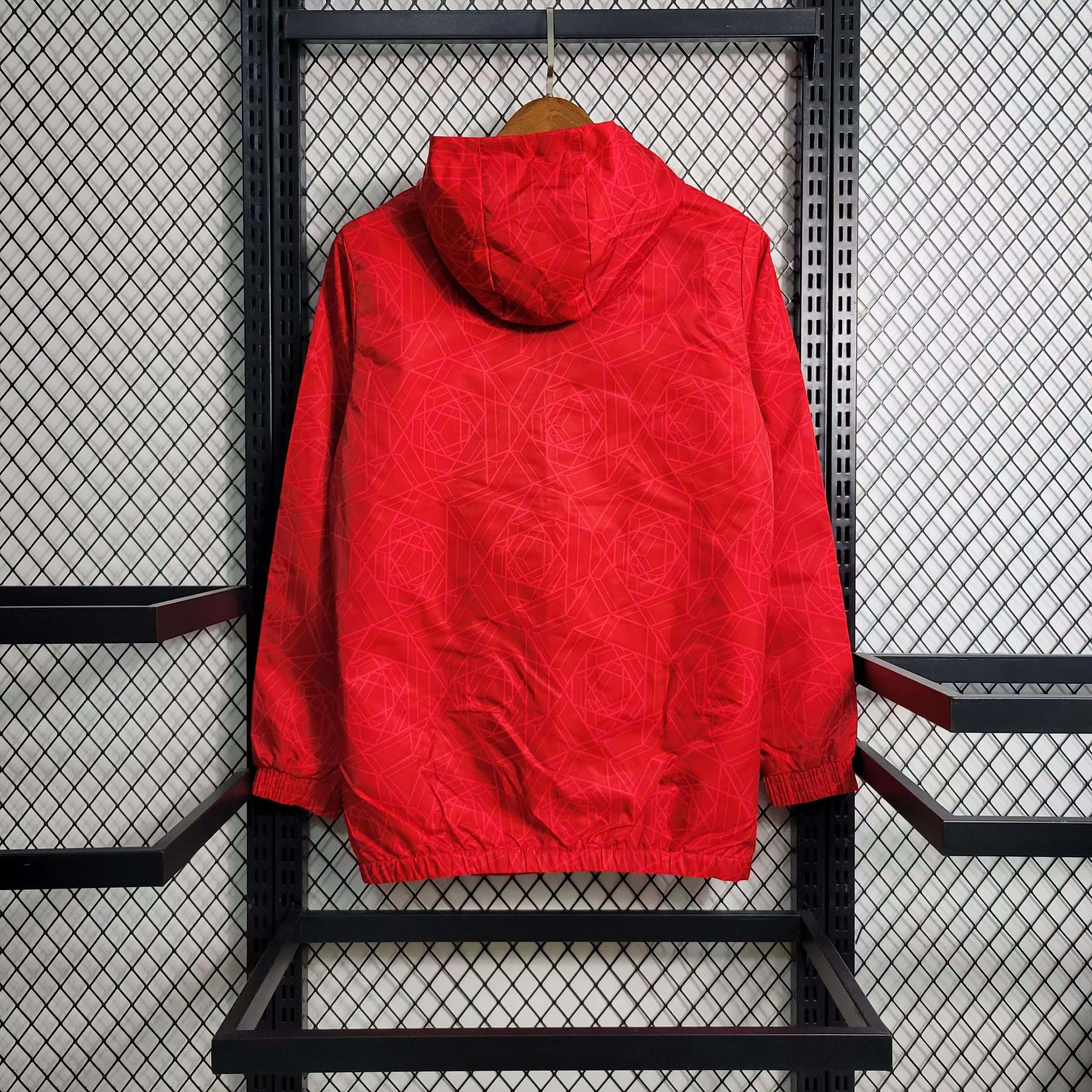 2023/2024 Manchester United Windbreaker Red:football jersey mysite: unitedjerseyfootball 邓江浪:football