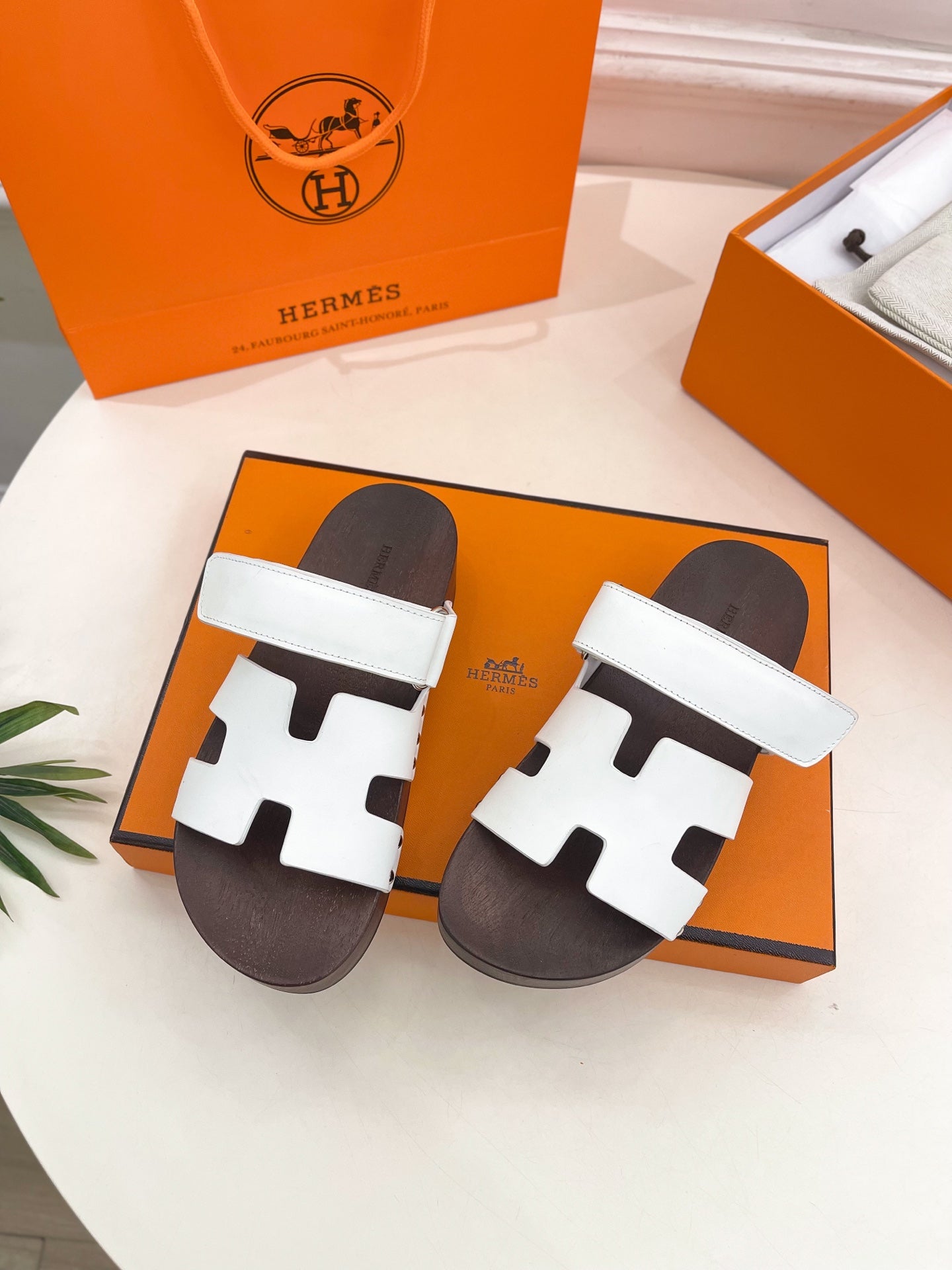 KOS CLOG IN WHITE CALFSKIN、mysite、Cacoeks