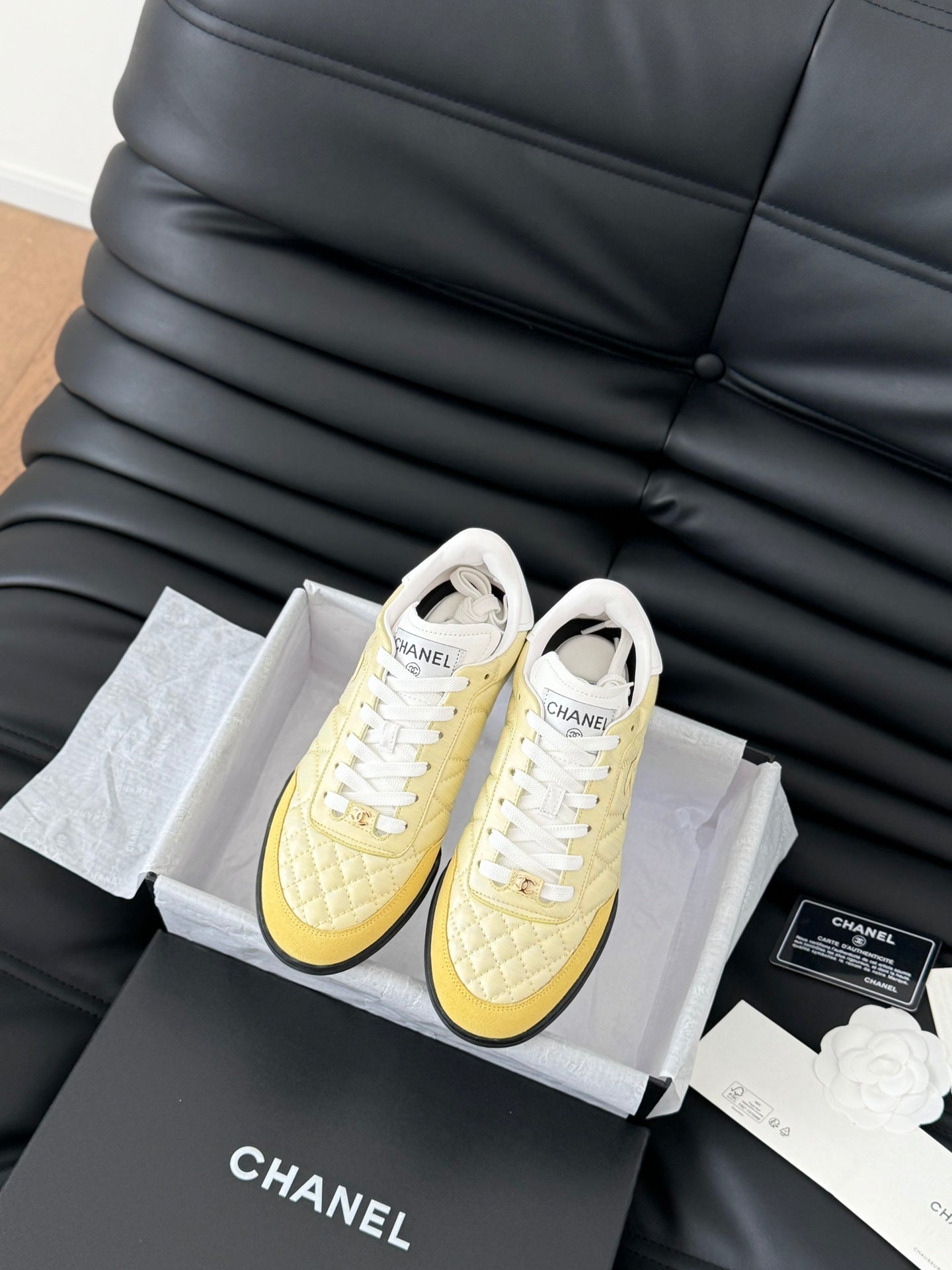 CC SNEAKER IN LIGHT YELLOW MIX WHITE EMBROIDERED LAMBSKIN、mysite、Cacoeks