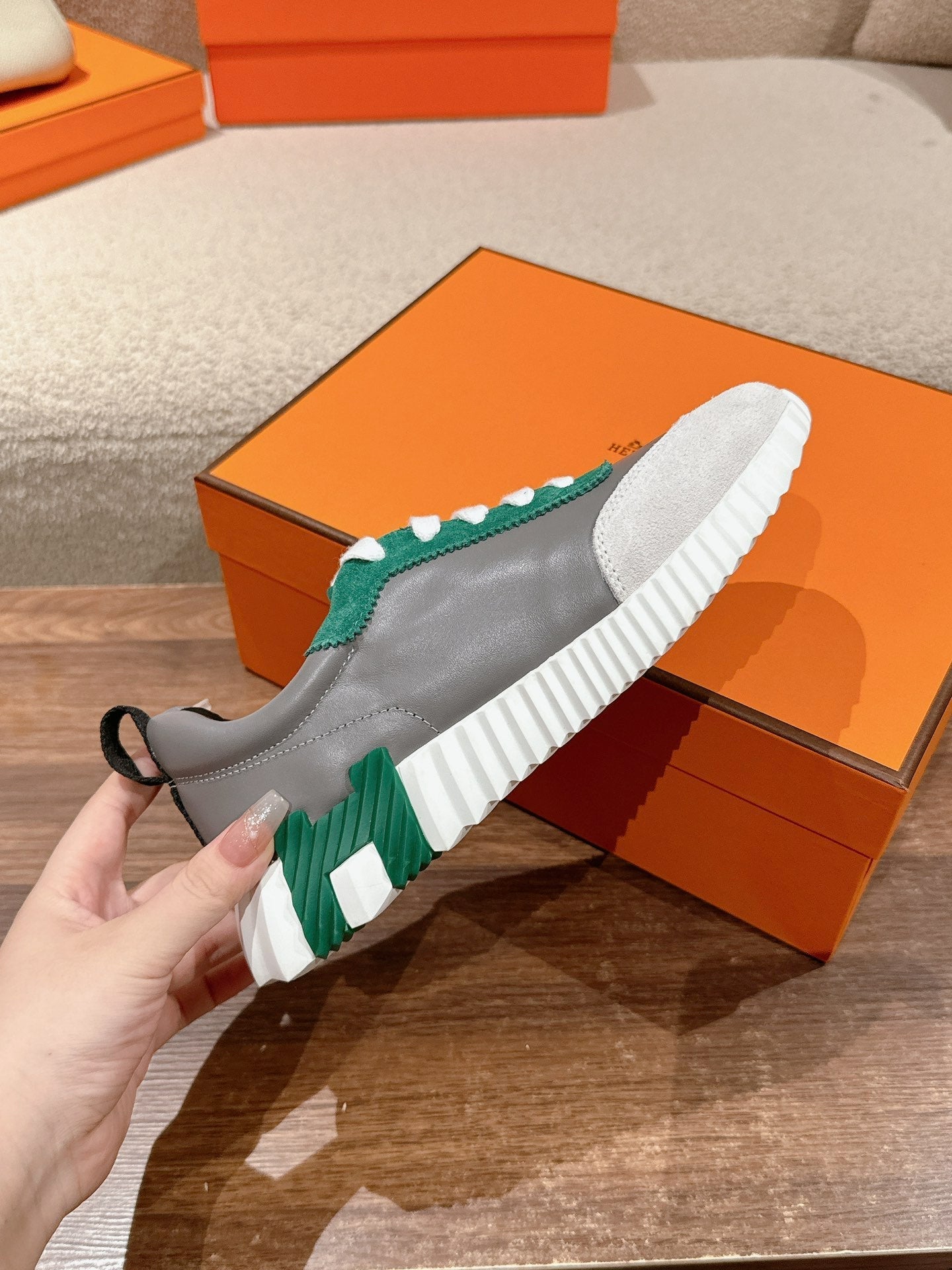 MAINLAND SNEAKER IN PALE GRAY SUEDE AND MOUSE GRAY CALFSKIN、mysite、Cacoeks