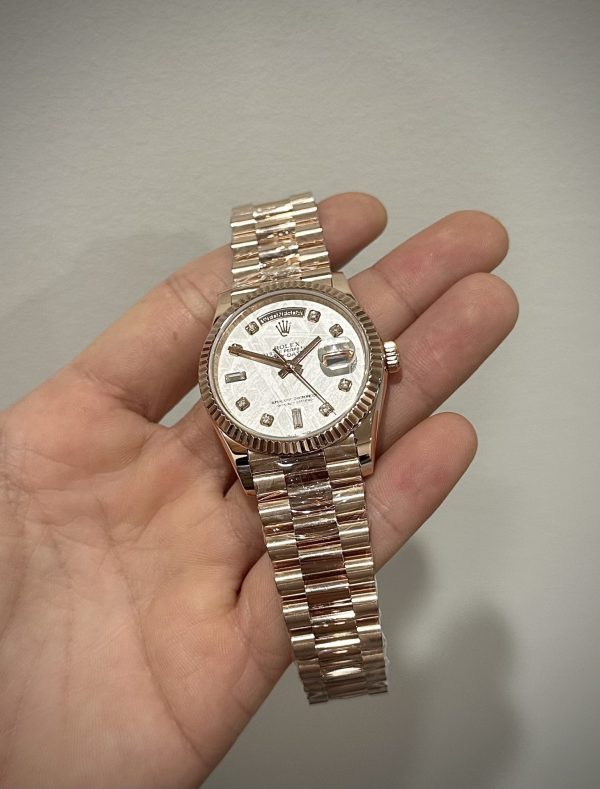 Đồng Hồ Rolex Replica 11 Day-Date 128235 Bọc Vàng Thật Mặt Thiên Thạch 36mm (2)