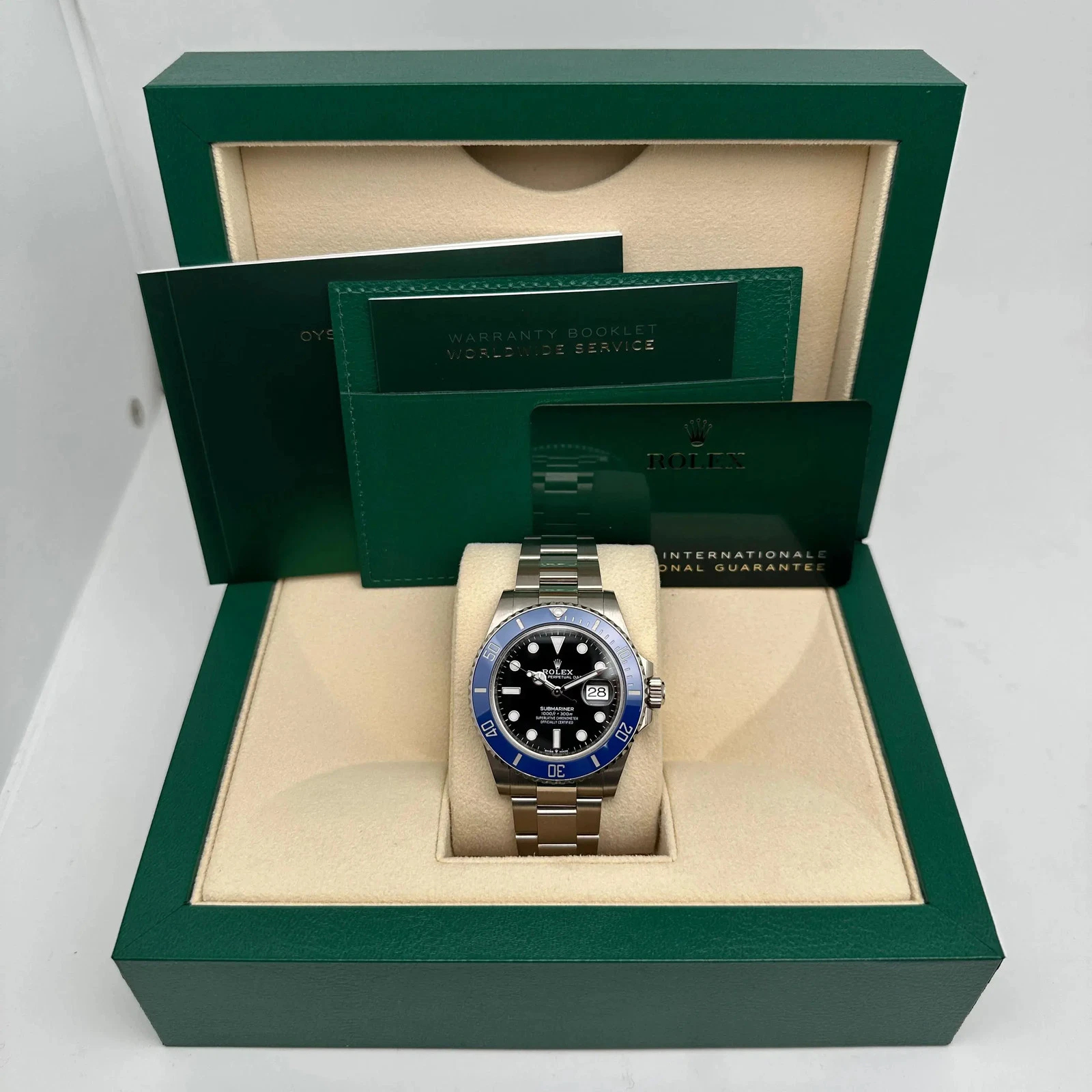 Rolex Submariner Super Clone Swiss ReplicaWatch Ref 126619LB 3235 Swiss Movement