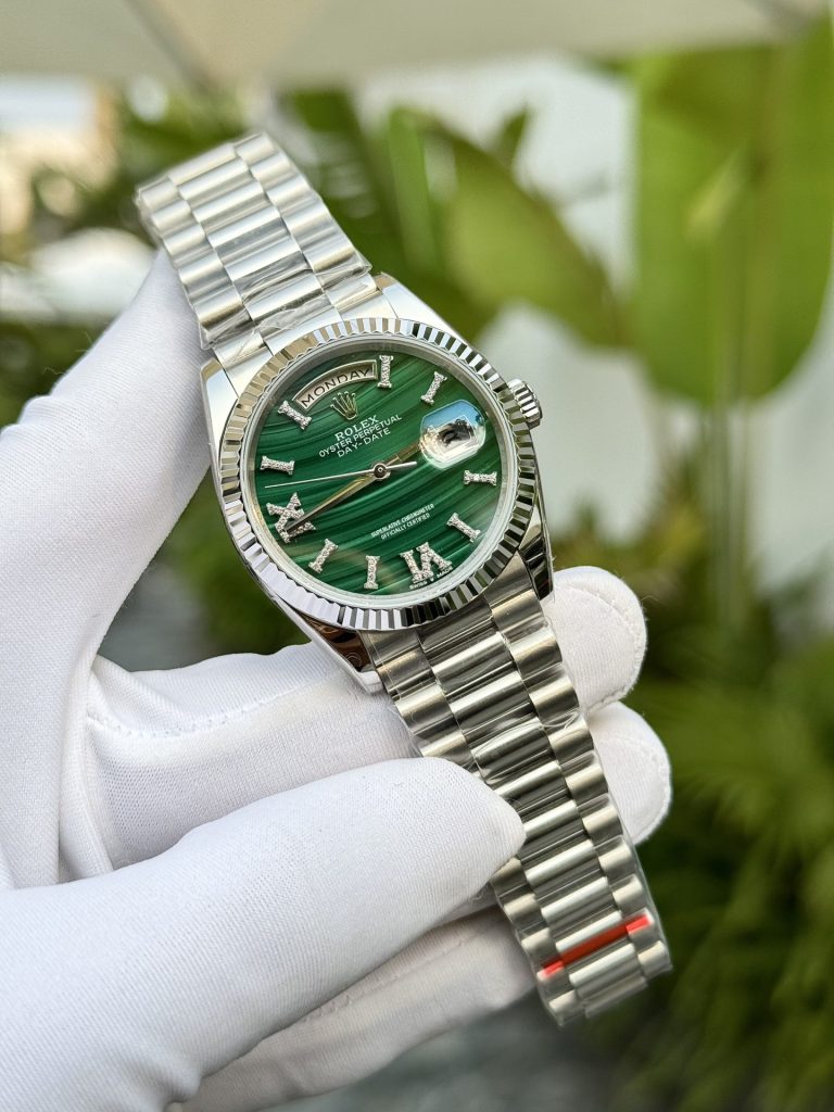 Đồng Hồ Rolex Chế Tác Day-Date Mặt Số Đá Khổng Tước Xanh 40mm (1)