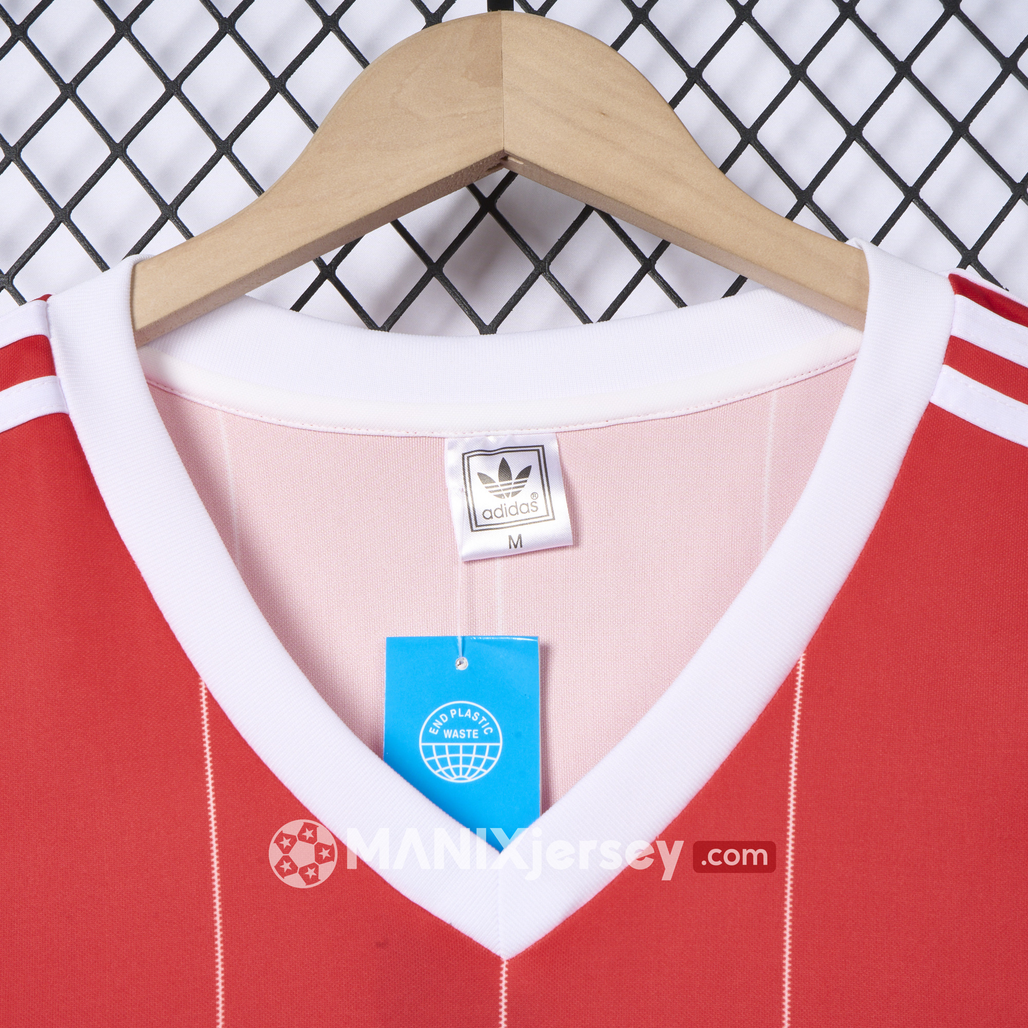 ManixJersey.com | Retro Hamburger SV 83-84 Away Stadium Jersey -Customize Name, Number and Patch | Worldwide Shipping