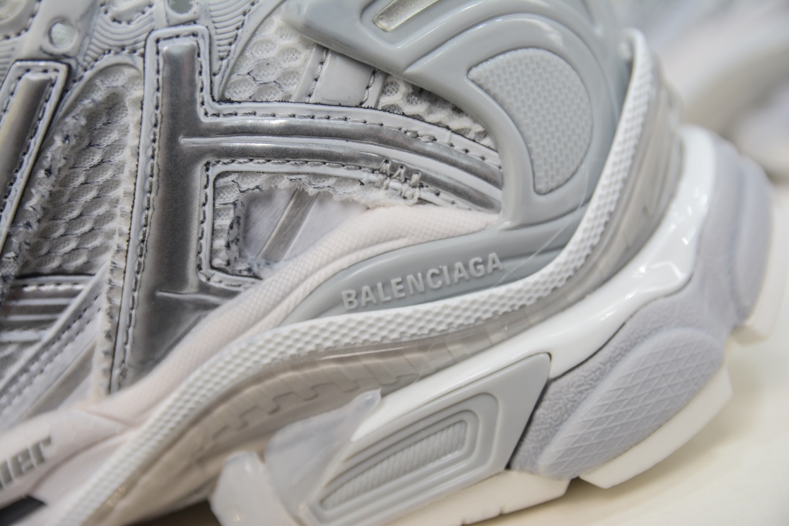 Balenciaga Runner Trainer in Off White、mysite、Cacoeks