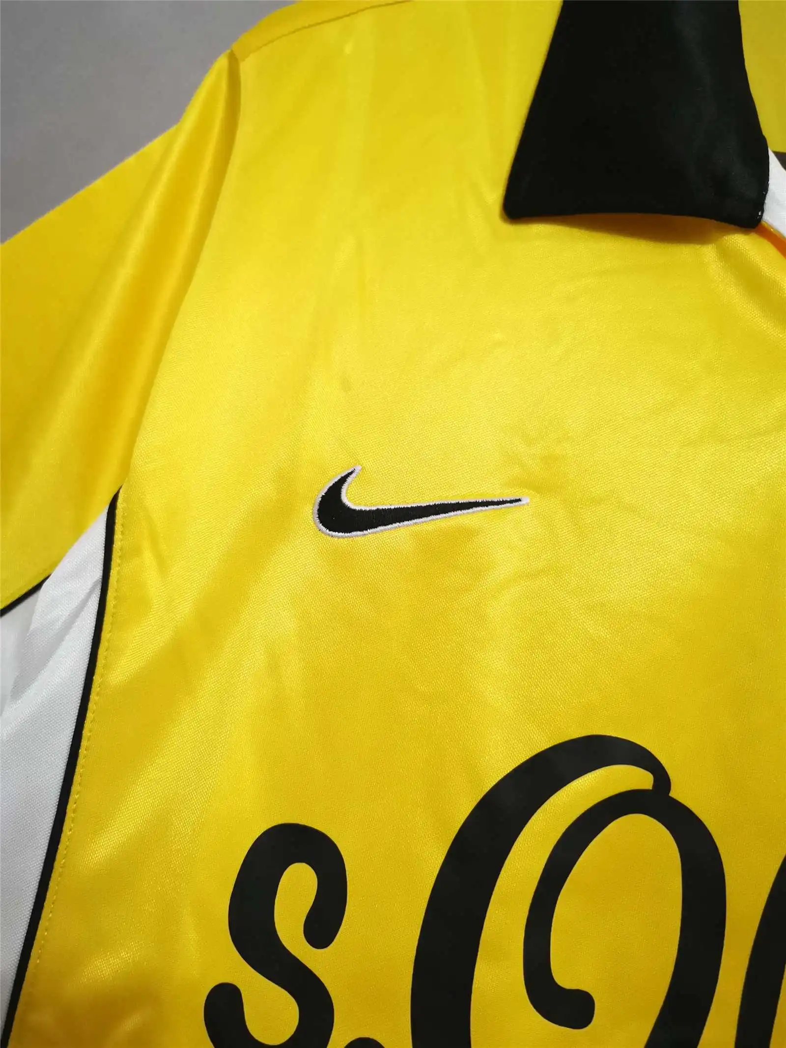 98-99 Dortmund Home soccer jersey-Retro version: Ajax 24-25 Home Stadium Jersey - Fans Version mysite: Adidas luxuryfootballshirts.com: https://www.luxuryfootballshirts.com/