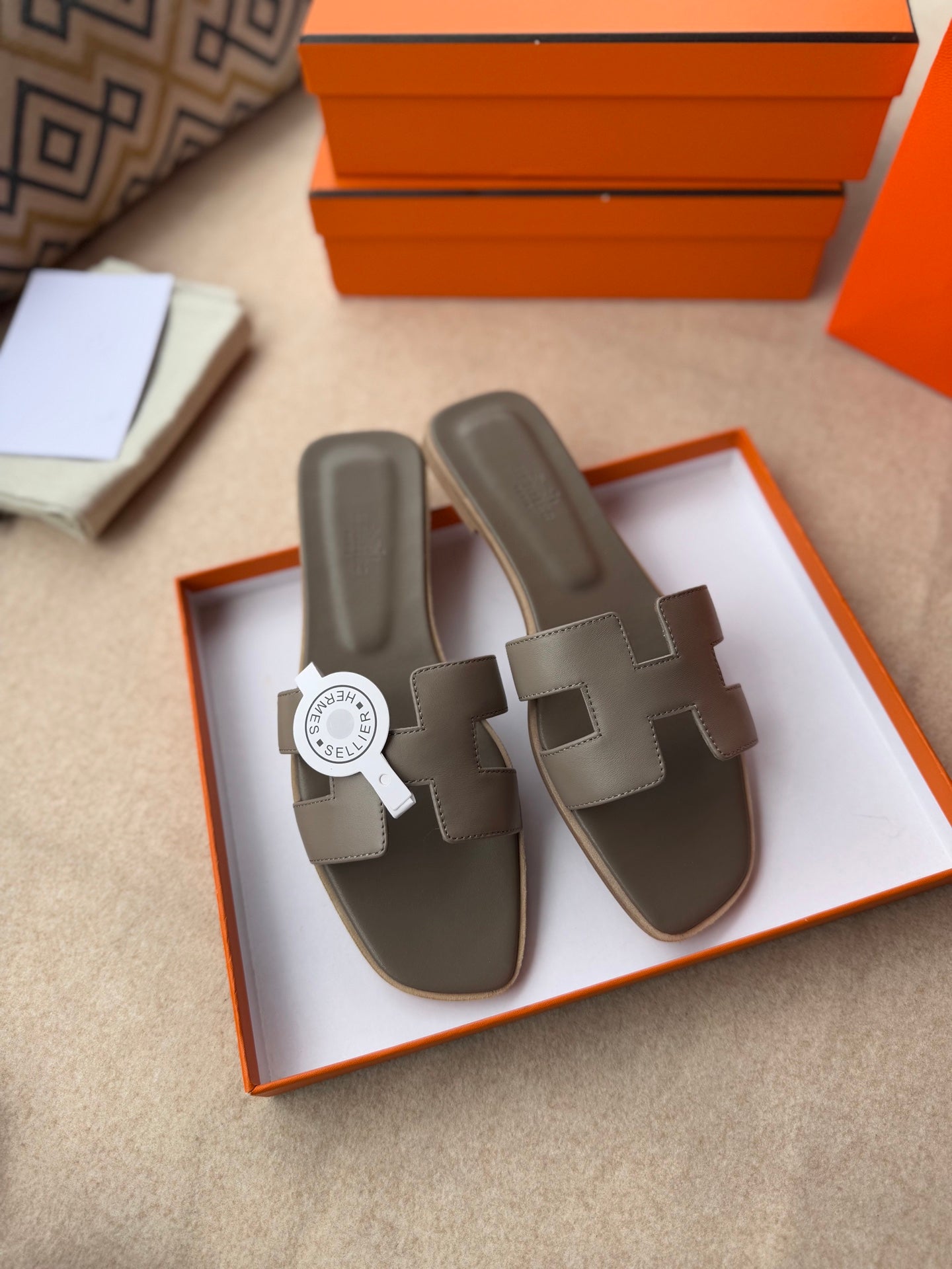 0RAN SANDALS IN CEDAR BROWN CALFSKIN、mysite、Cacoeks