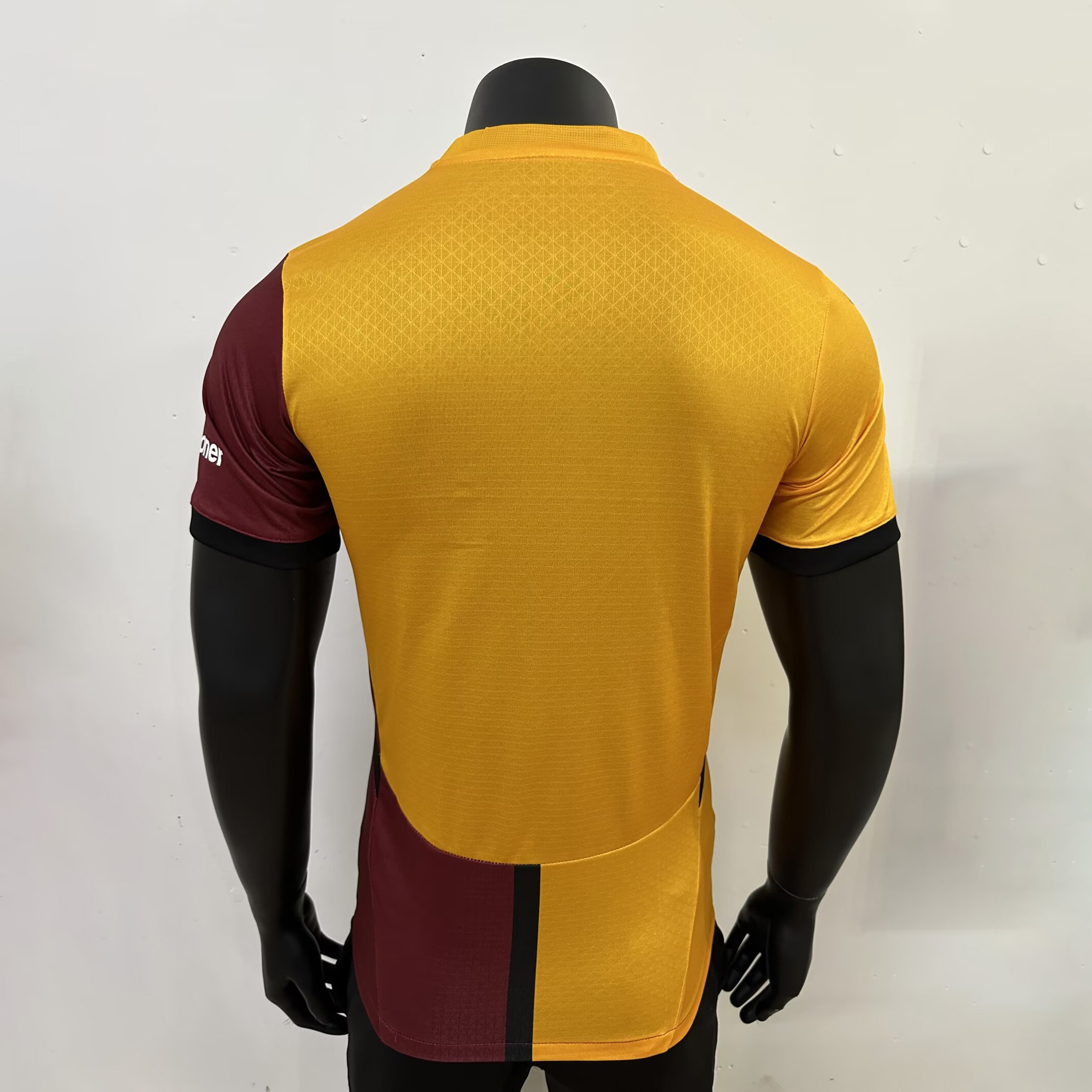 ManixJersey.com | Galatasaray 24-25 Home Jersey - Player Version -Customize Name, Number and Patch | Worldwide Shipping