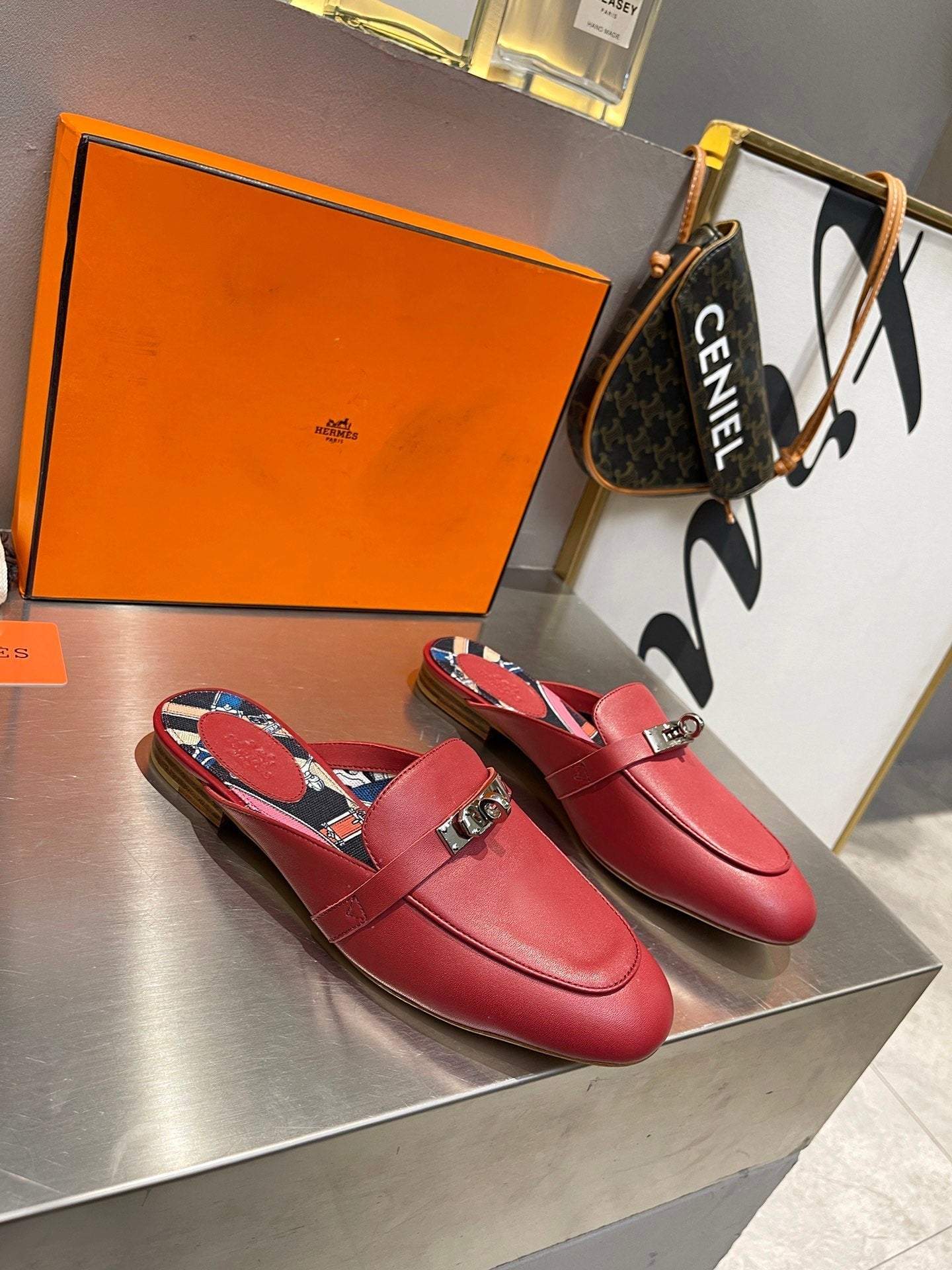 0Z MULE RUBY CALFSKIN WITH PATTERN、mysite、Cacoeks