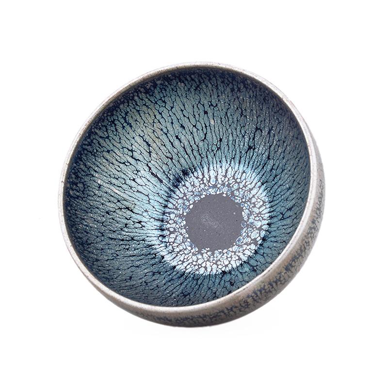 GEEK BAR-https://www.hot-toy.com/